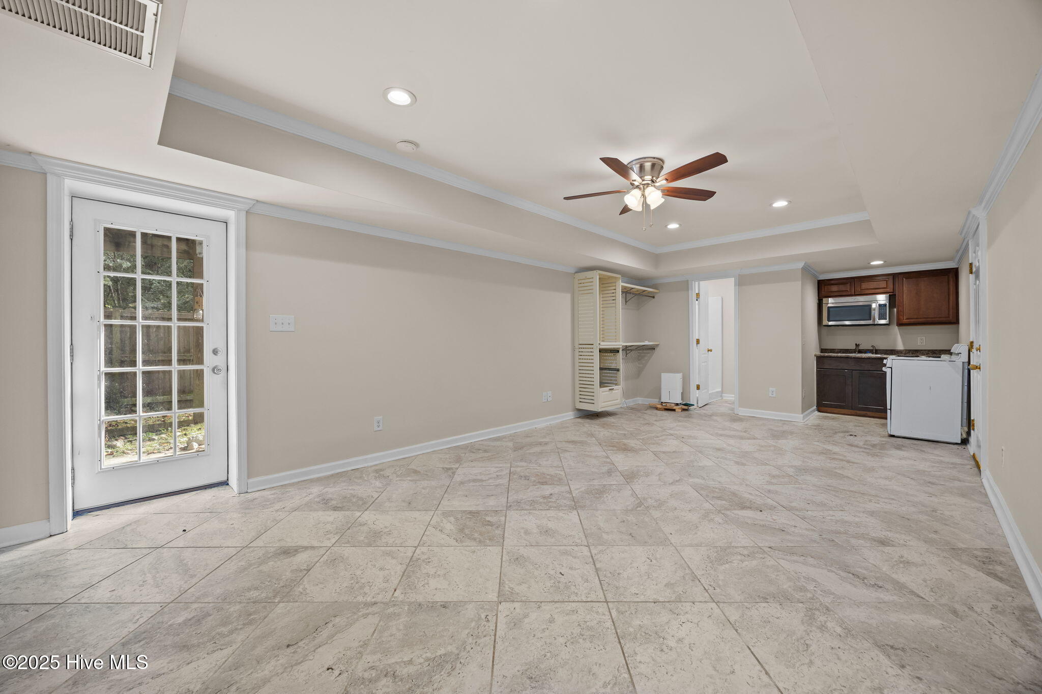 2230 Greenwood Court