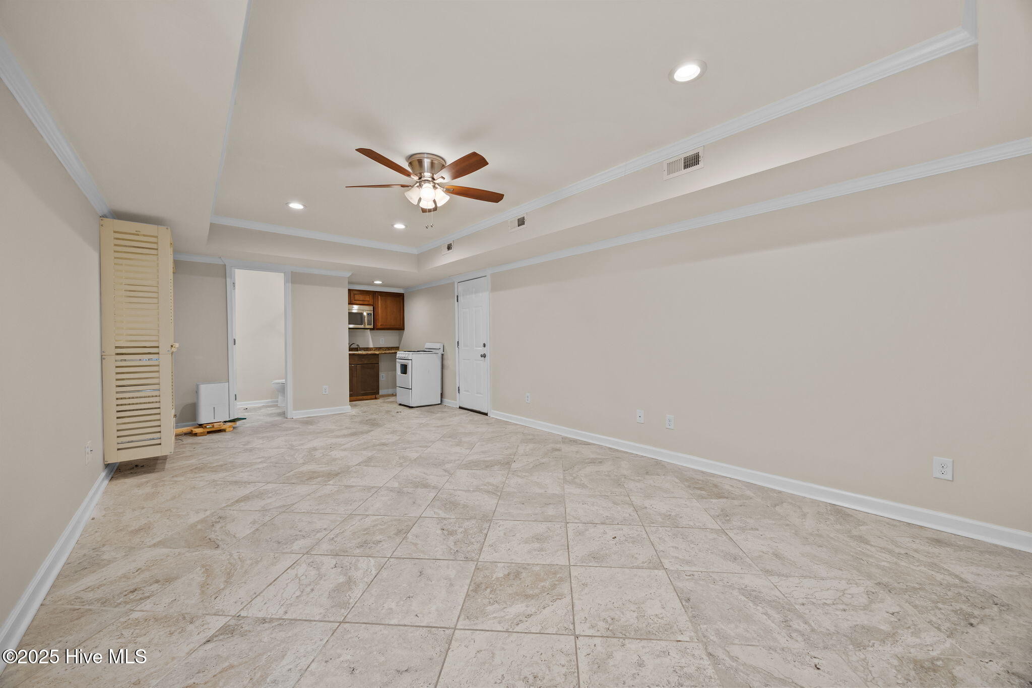 2230 Greenwood Court