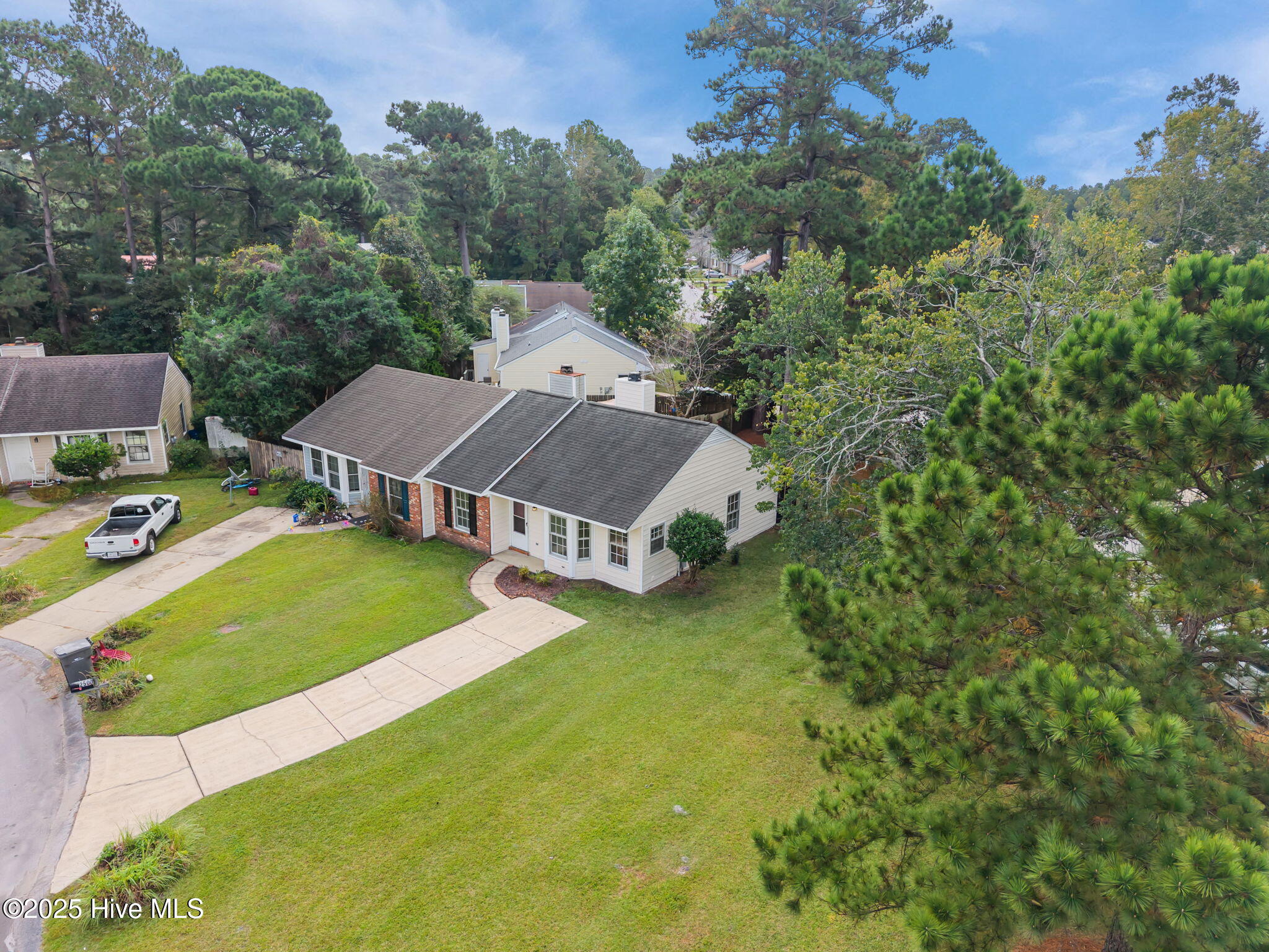 2500 Willow Crest Court