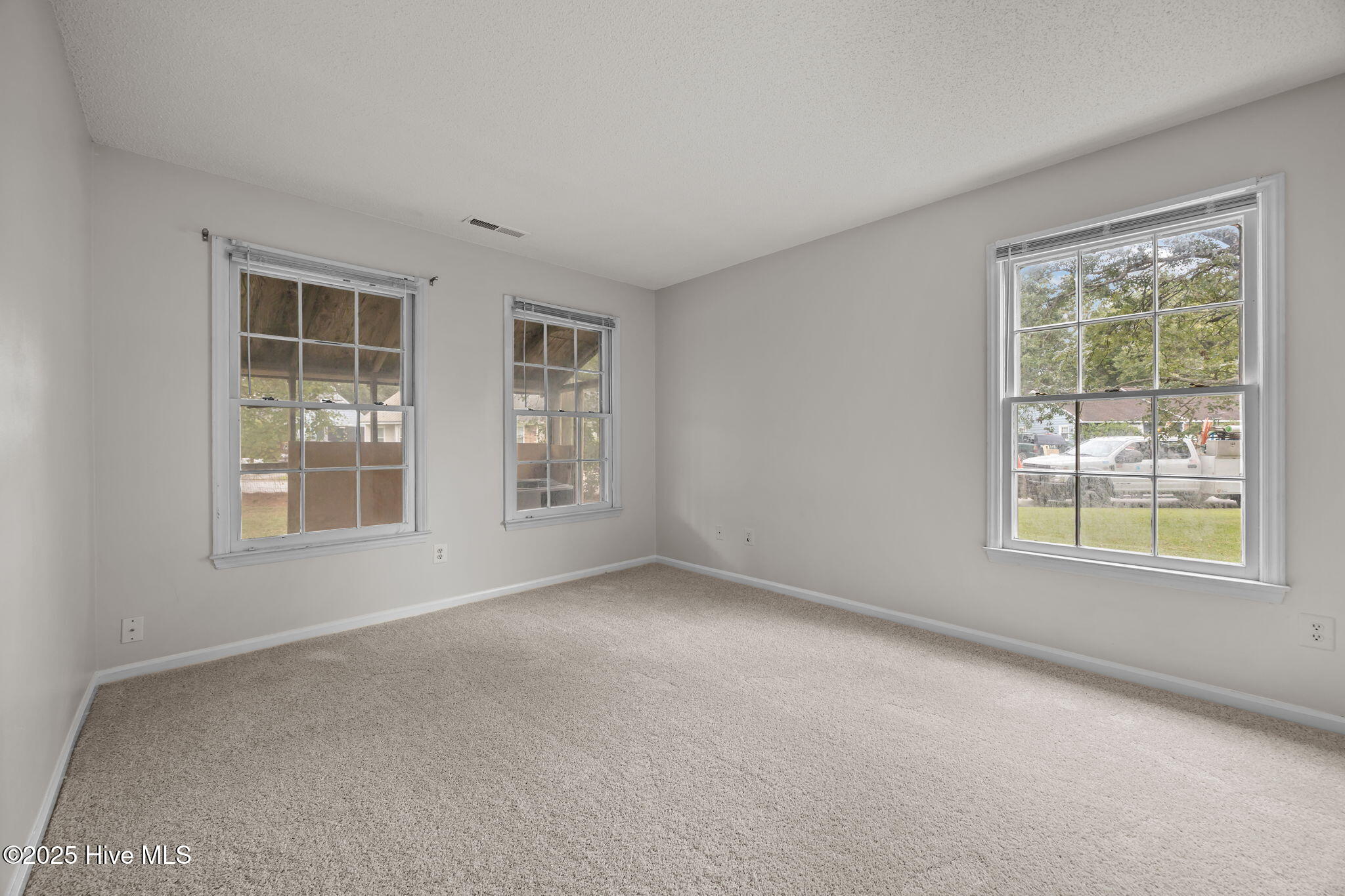 2500 Willow Crest Court