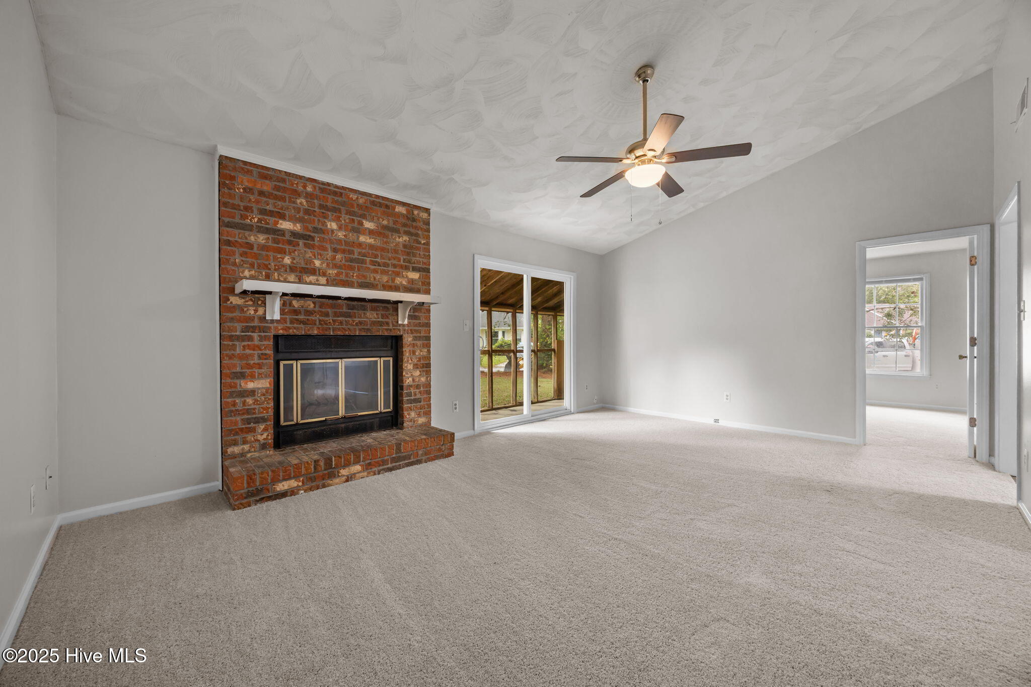 2500 Willow Crest Court