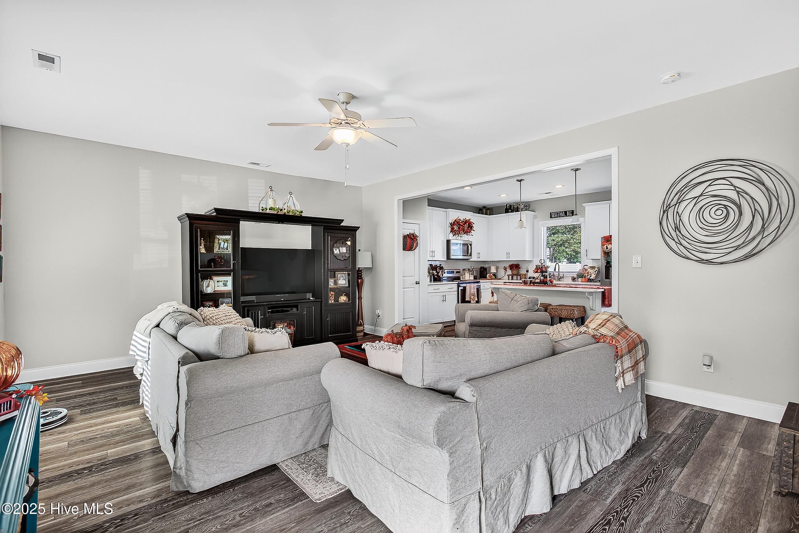 457 Jasmine Way
