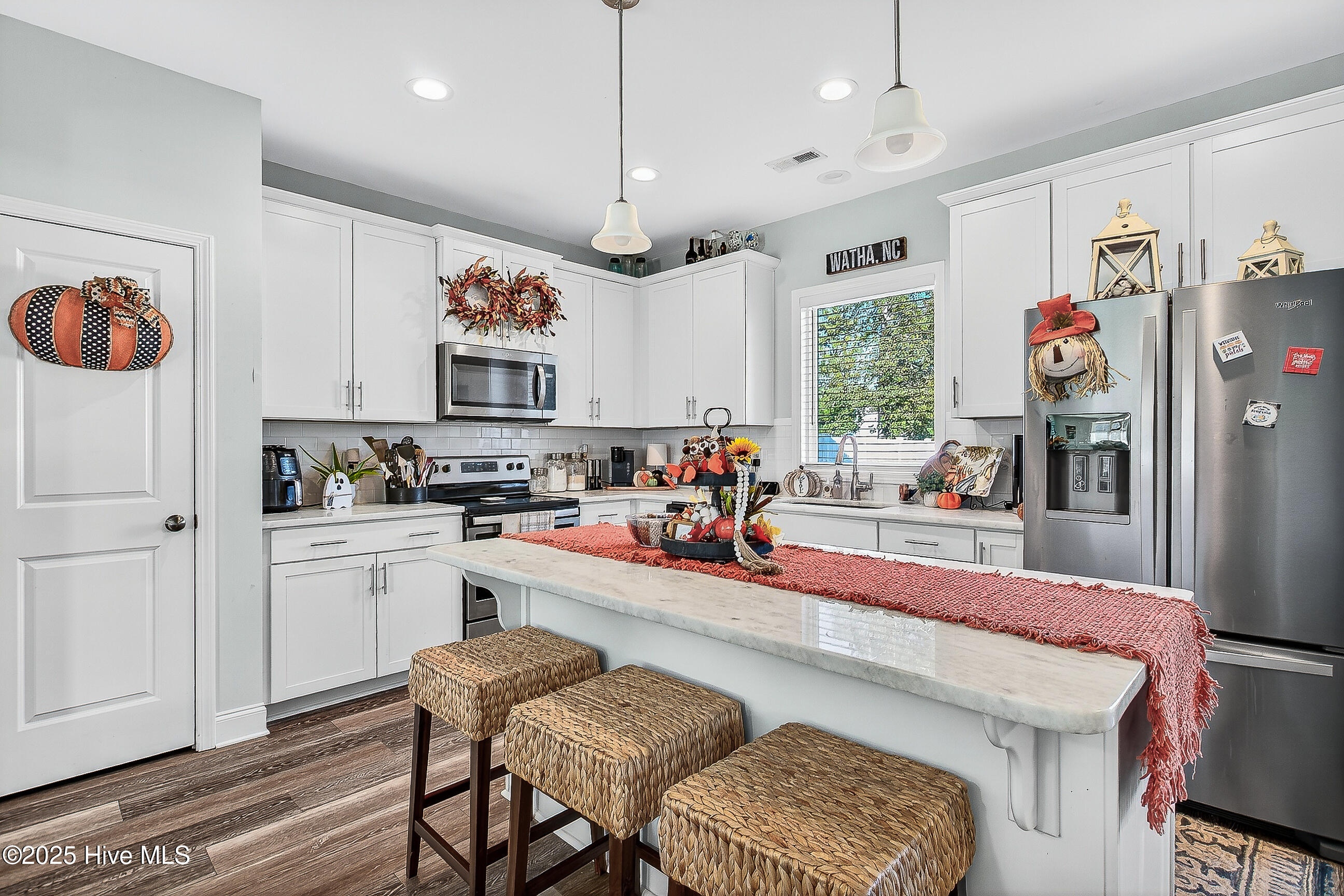 457 Jasmine Way