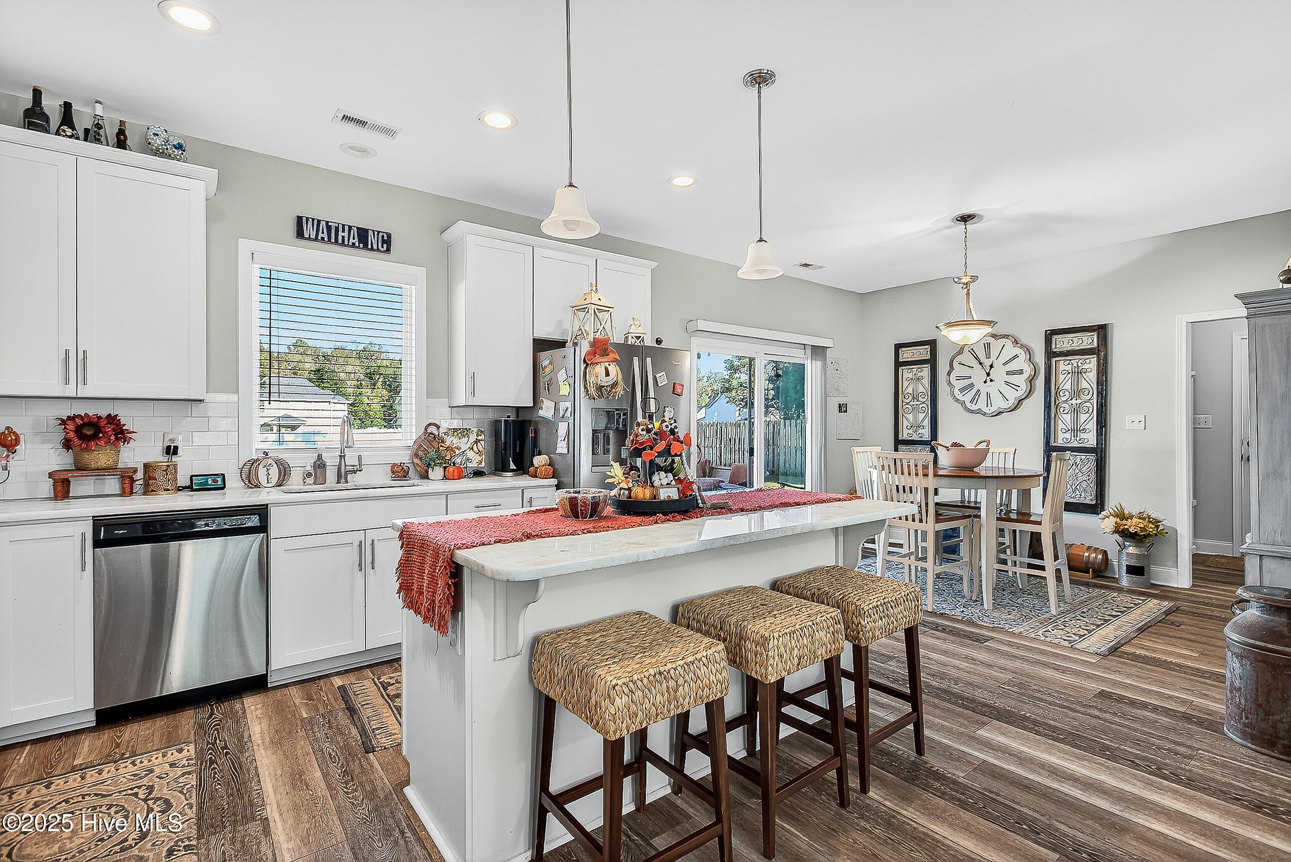 457 Jasmine Way
