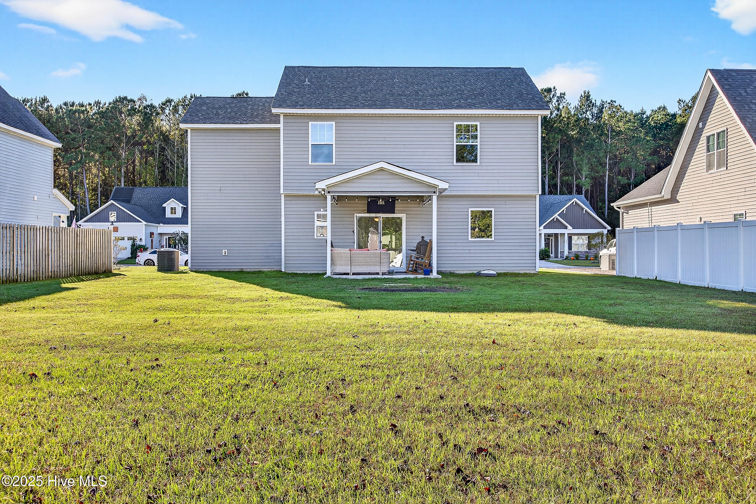 457 Jasmine Way