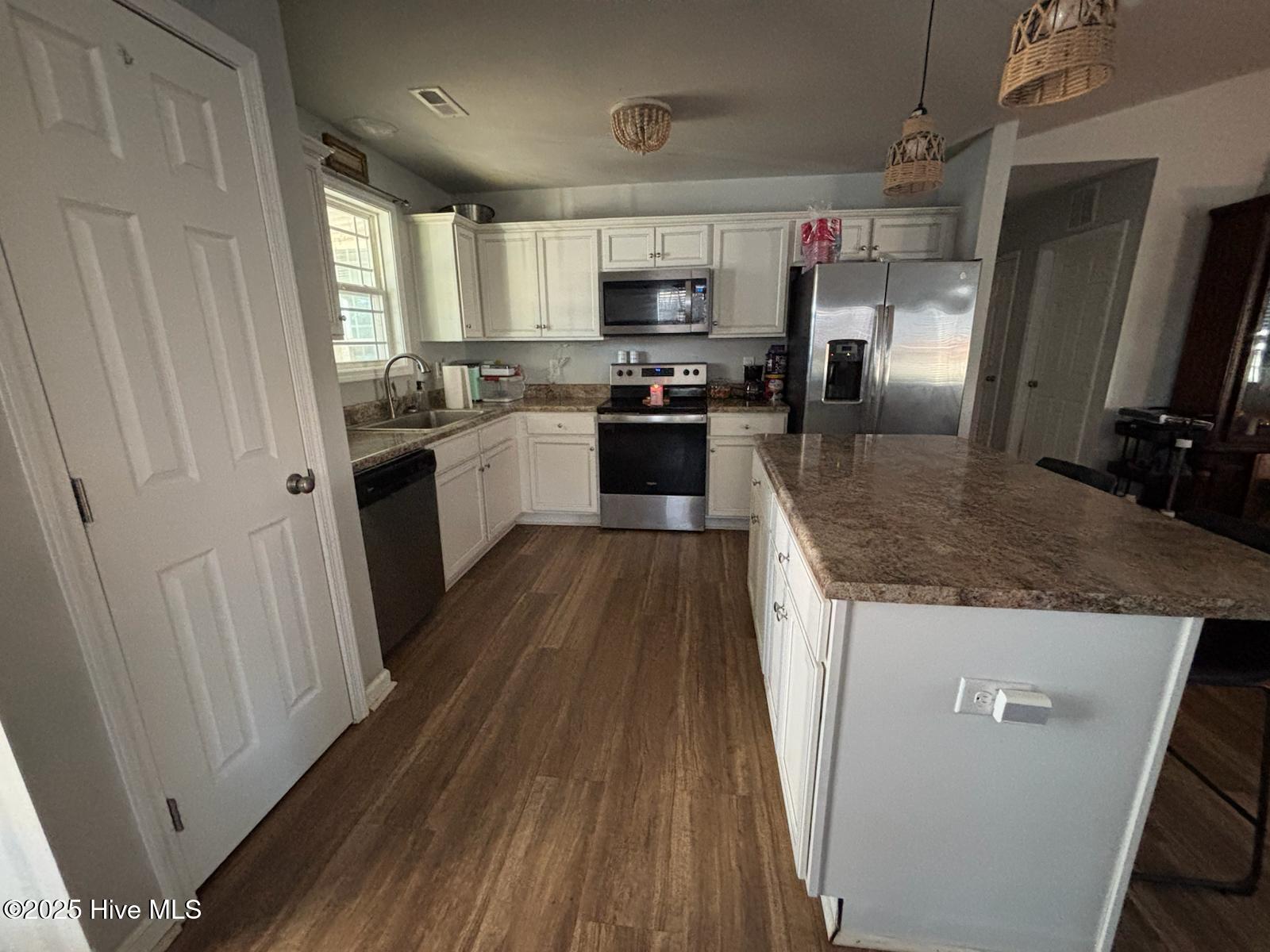 106 Emmitt And Angie'S Drive, La Grange