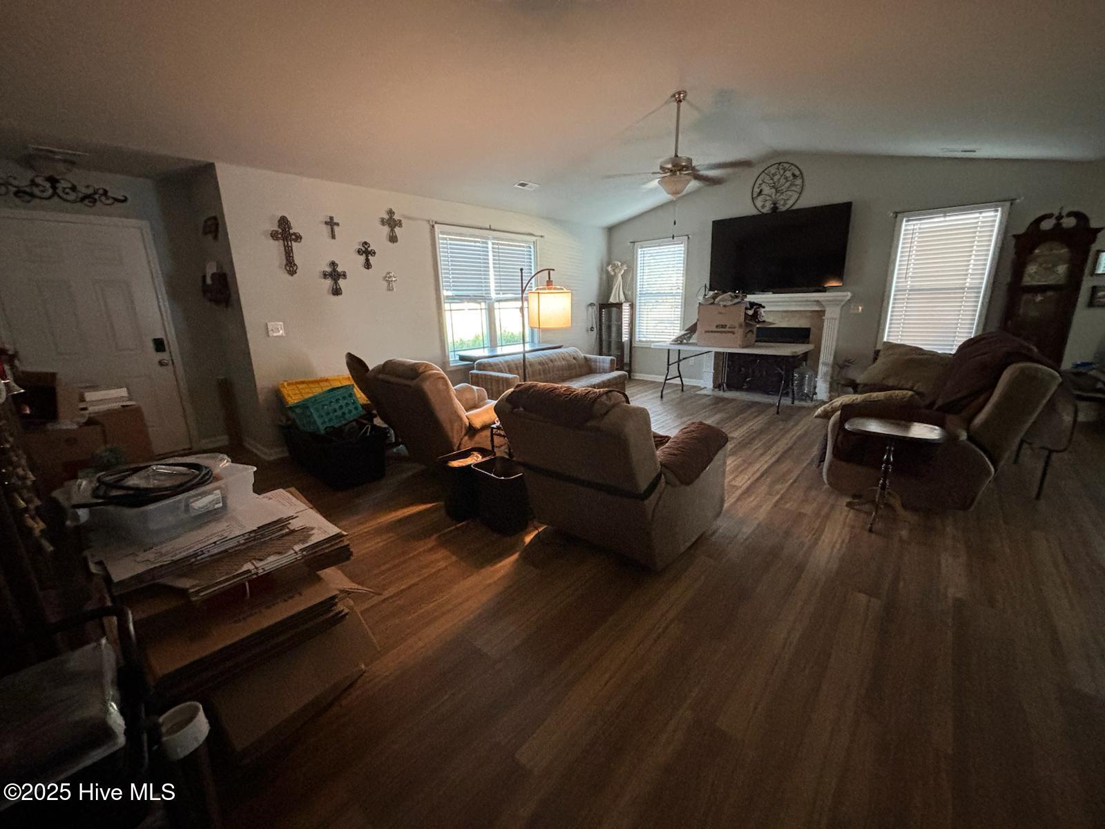 106 Emmitt And Angie'S Drive, La Grange