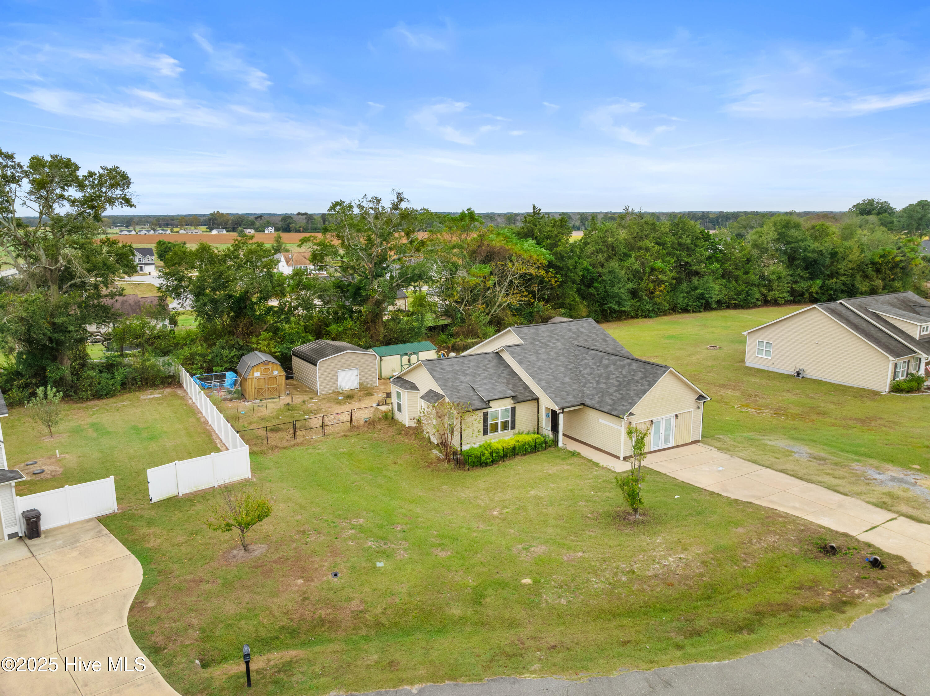 106 Emmitt And Angie'S Drive, La Grange