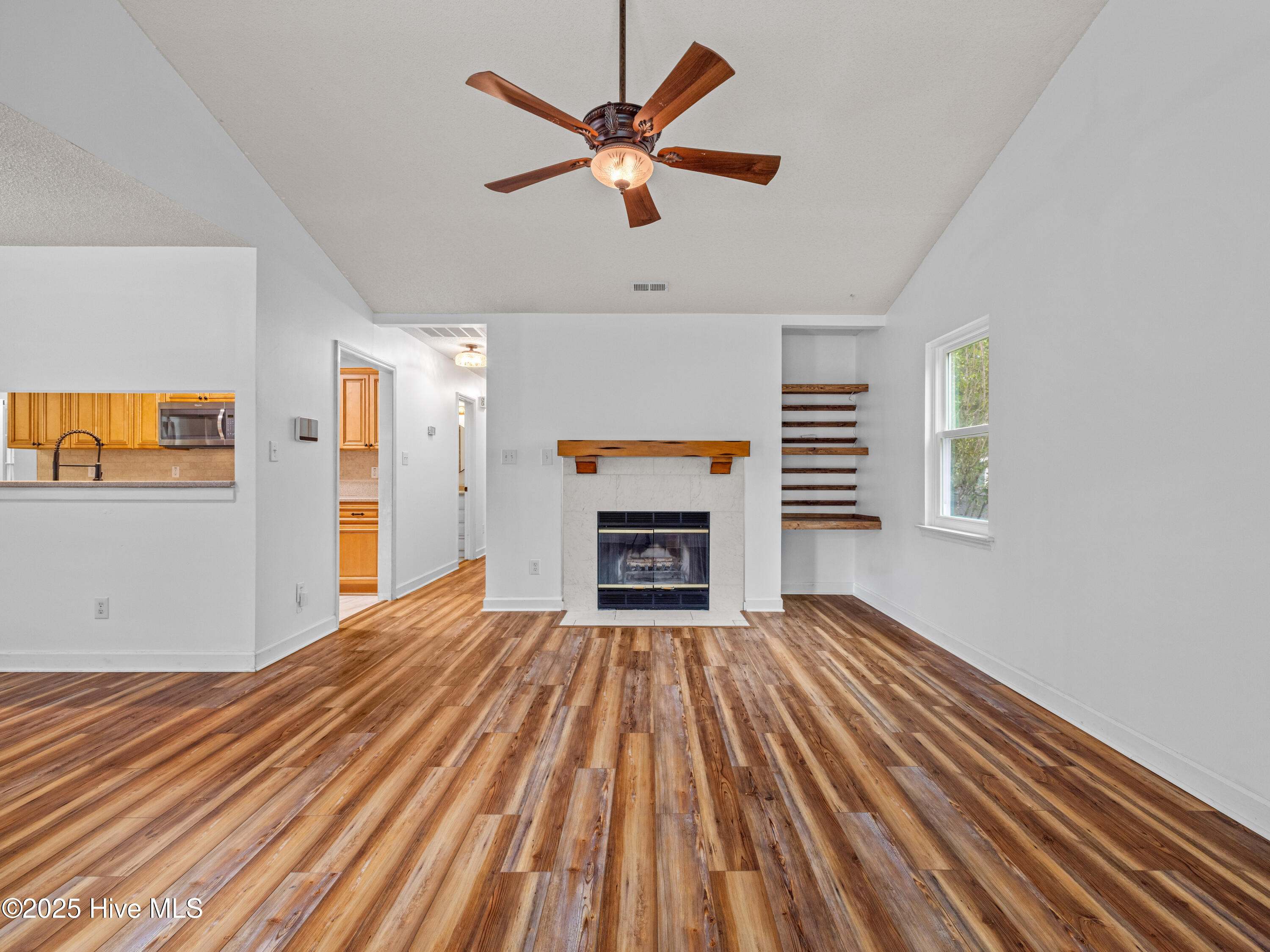 102 W Cameron Court, Jacksonville