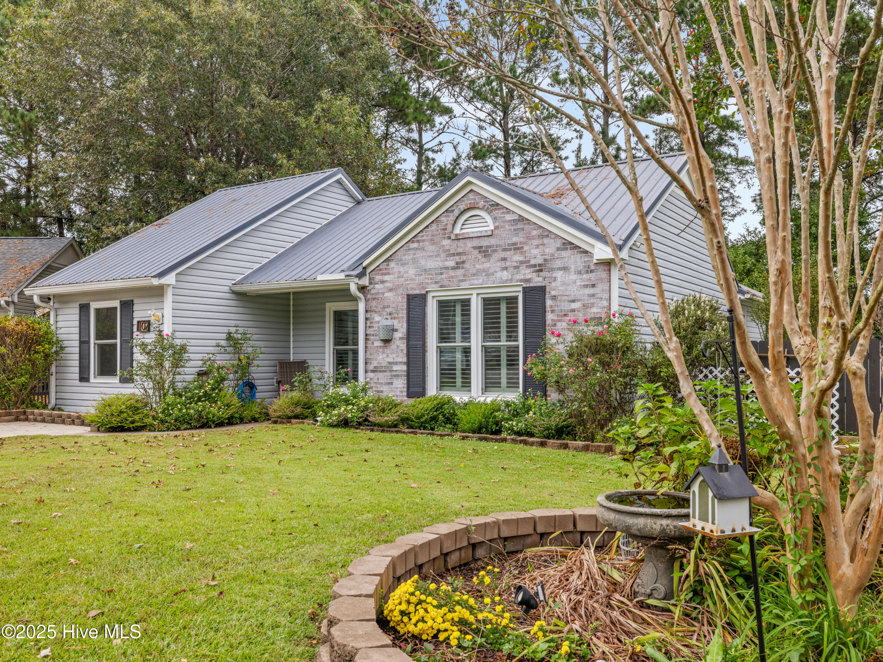 102 W Cameron Court, Jacksonville