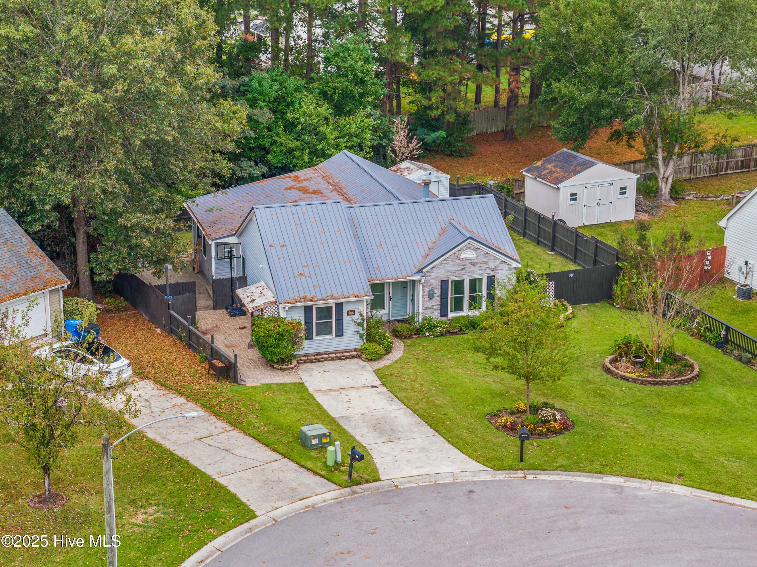 102 W Cameron Court, Jacksonville