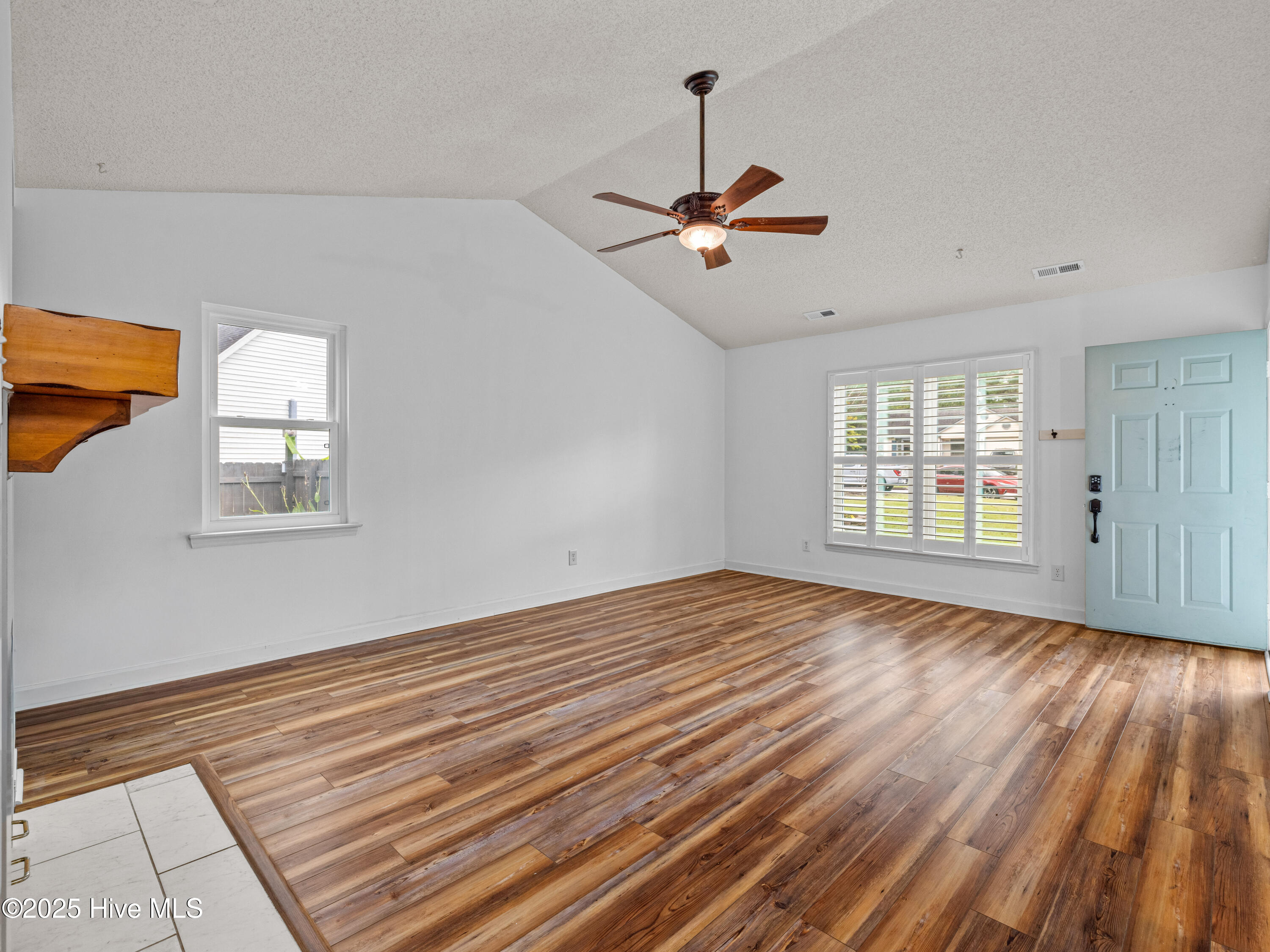 102 W Cameron Court, Jacksonville