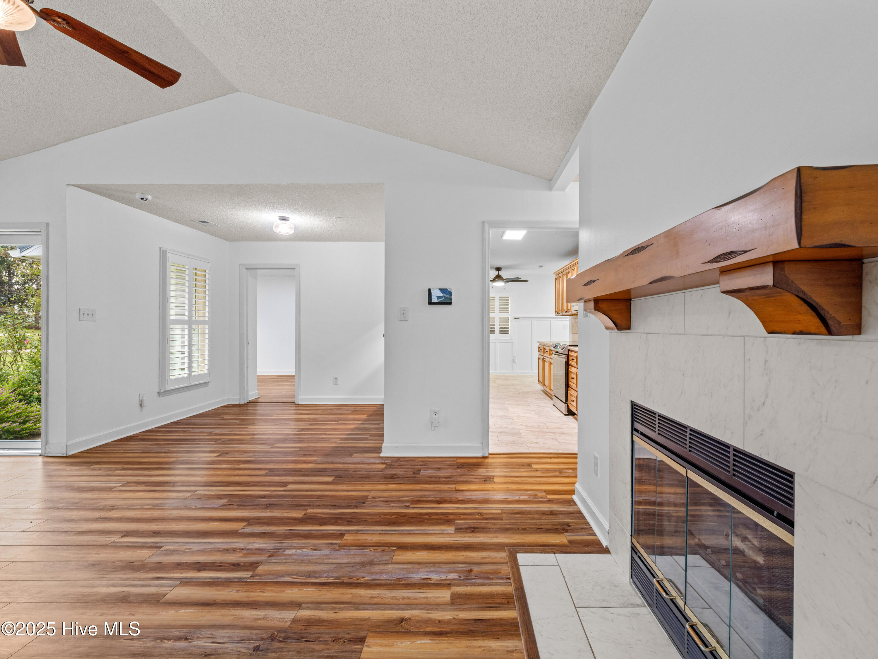102 W Cameron Court, Jacksonville