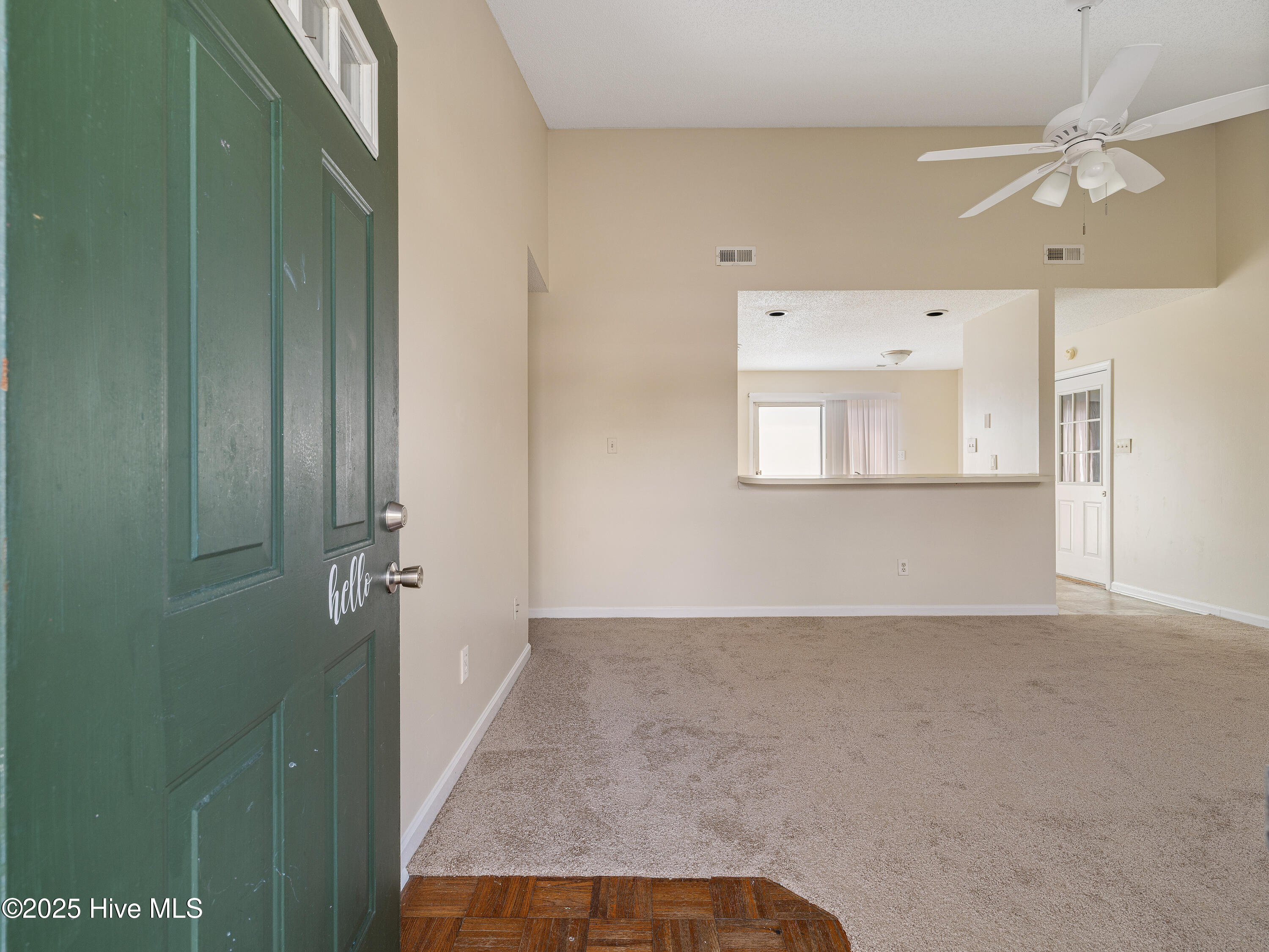 202 Dayrell Drive, Hubert