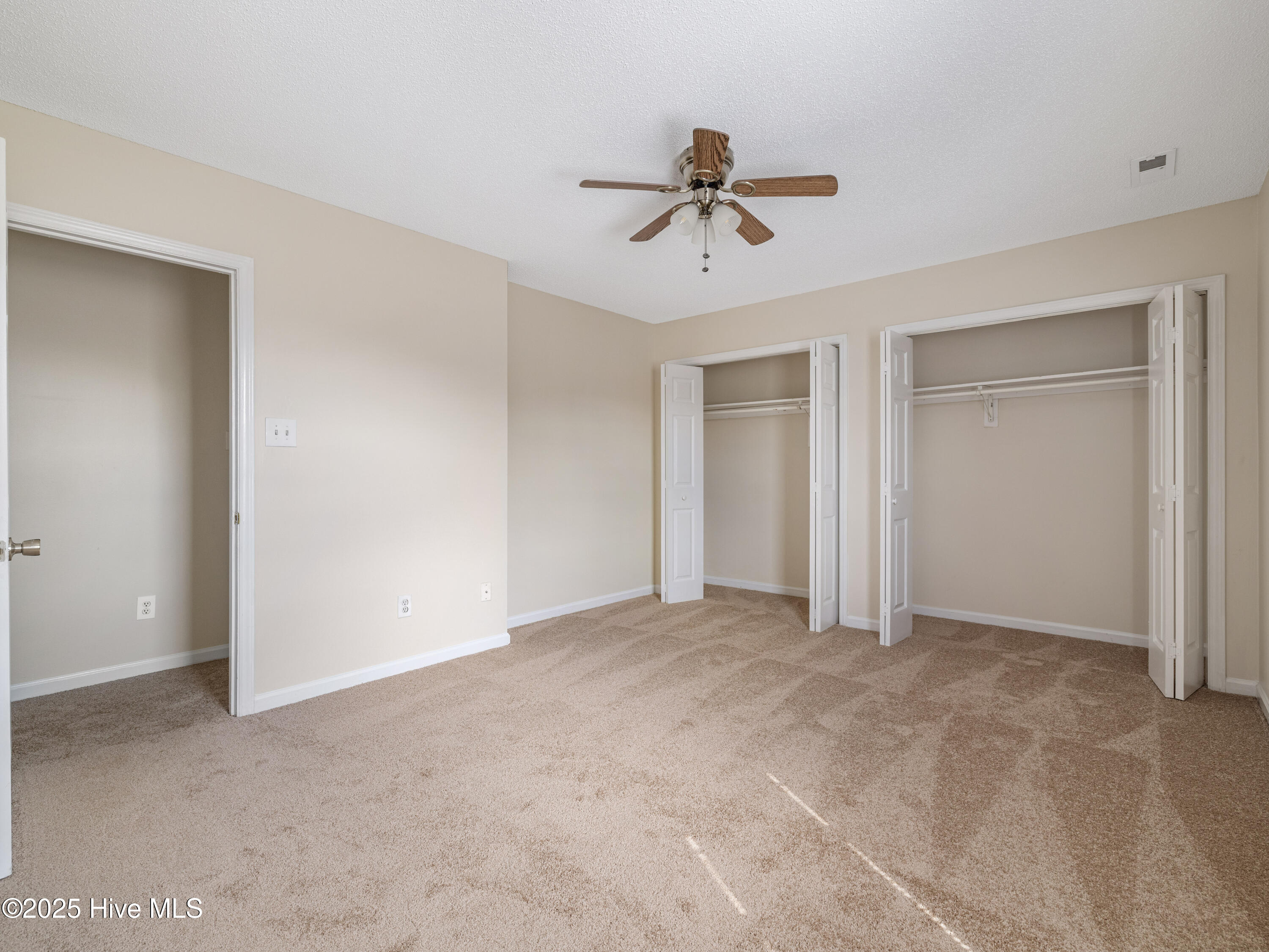 202 Dayrell Drive, Hubert