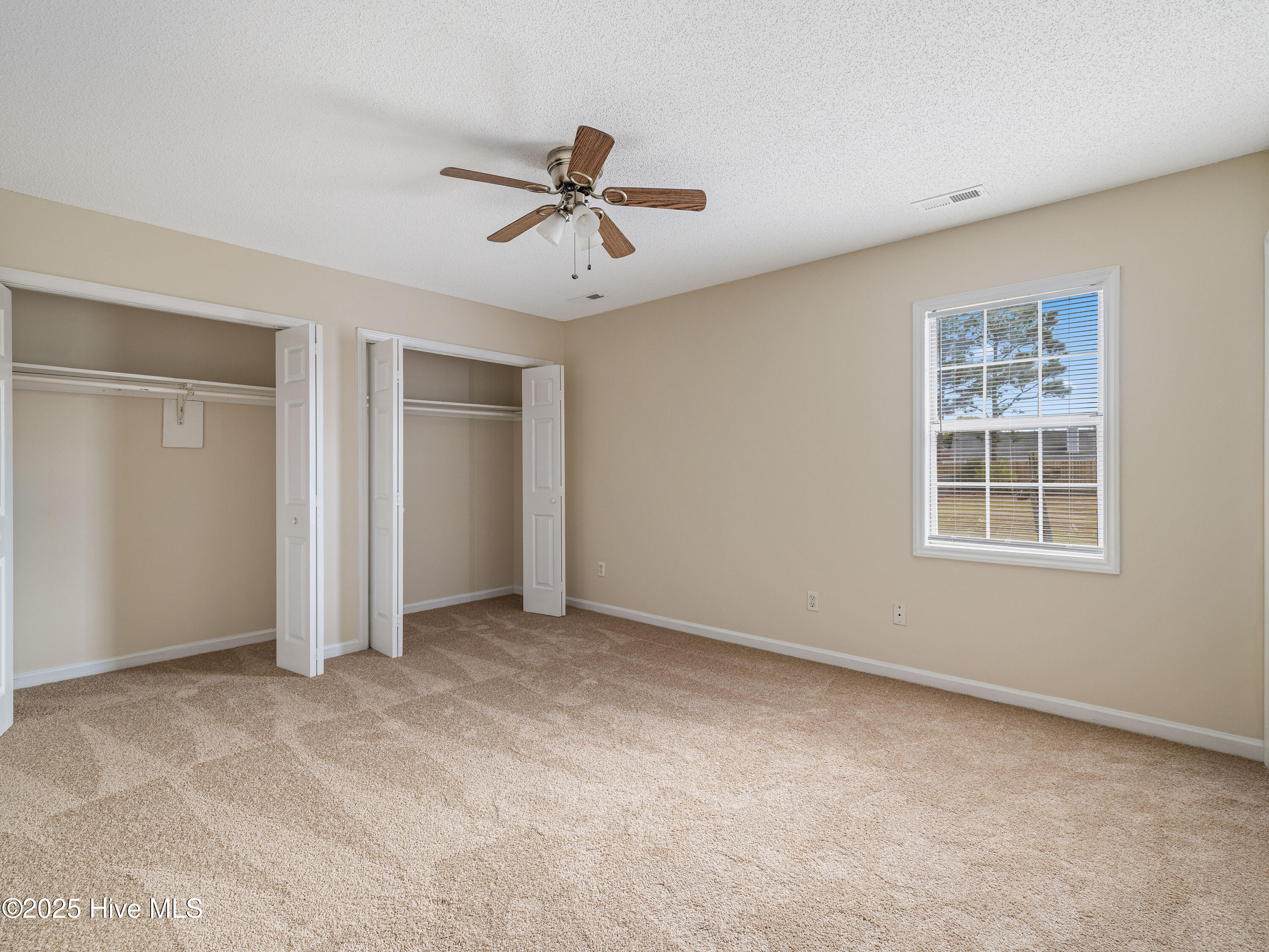 202 Dayrell Drive, Hubert