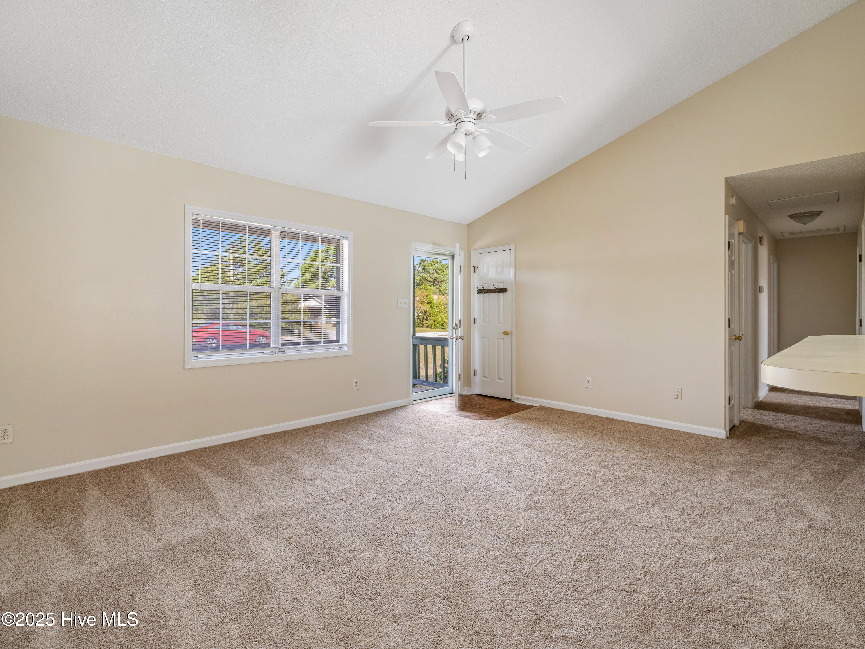 202 Dayrell Drive, Hubert