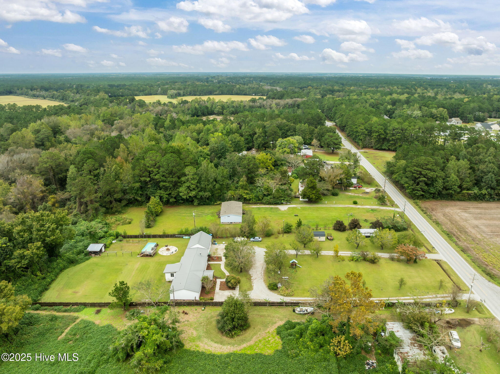 233 Belgrade Swansboro Road, Stella