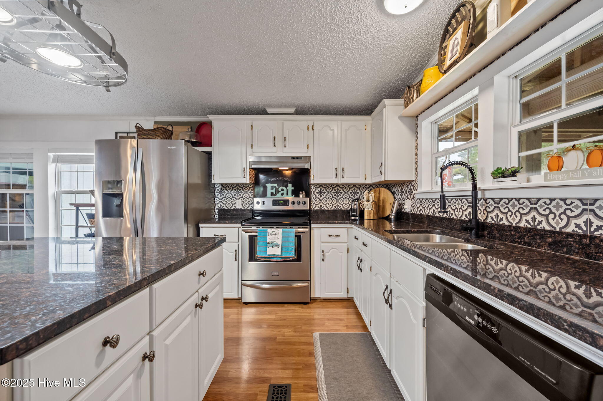 233 Belgrade Swansboro Road, Stella