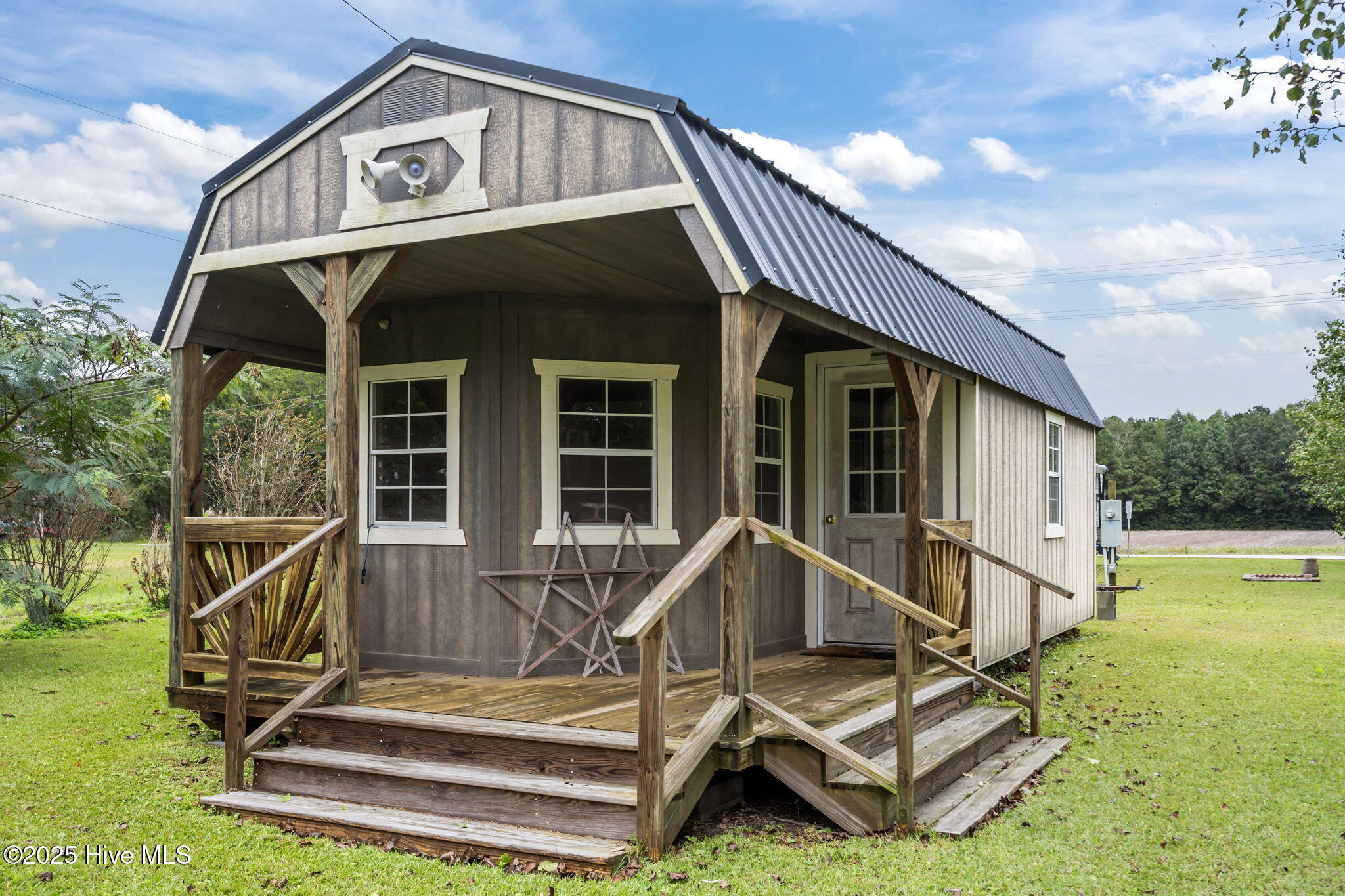 233 Belgrade Swansboro Road, Stella