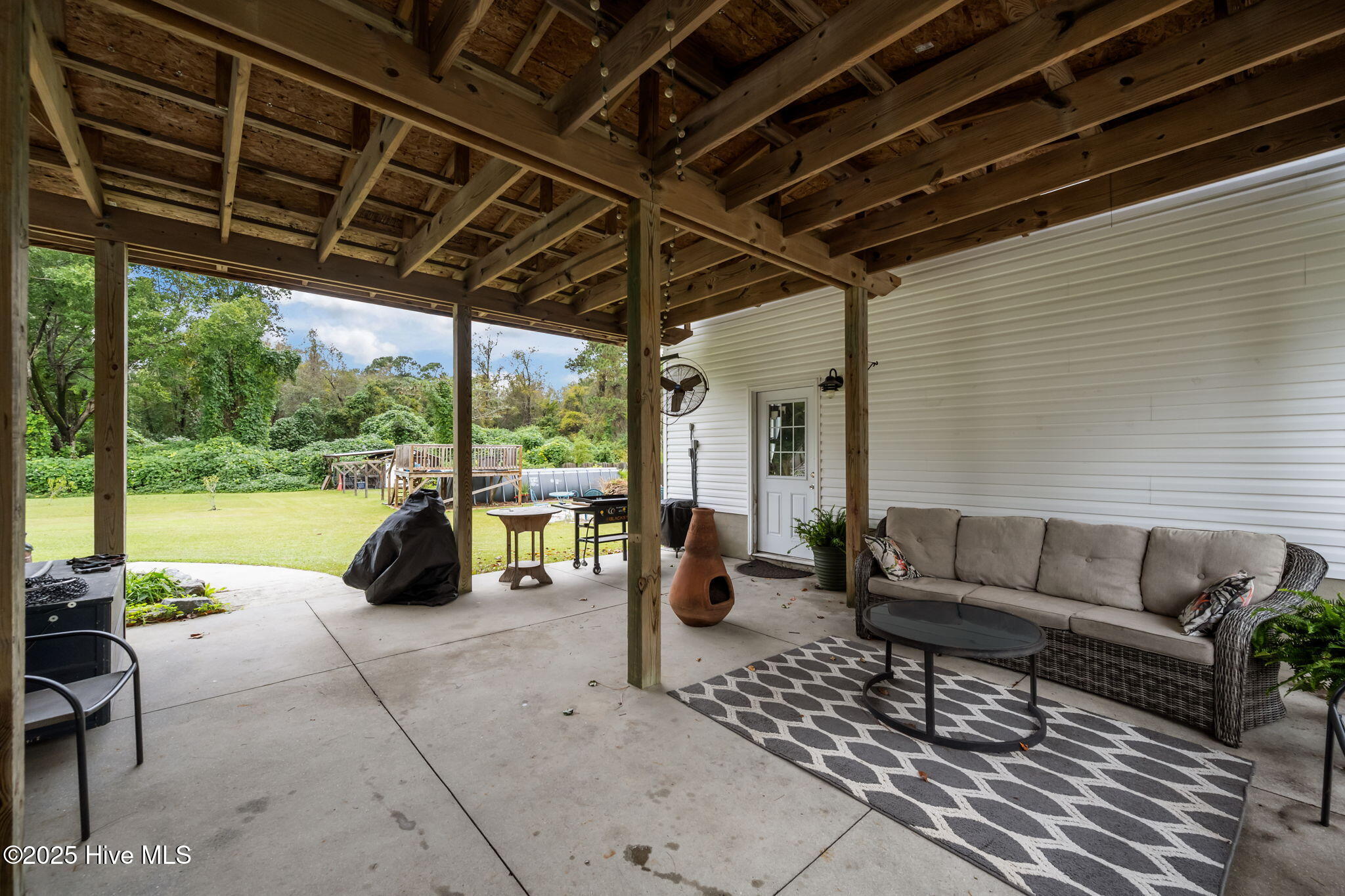 233 Belgrade Swansboro Road, Stella