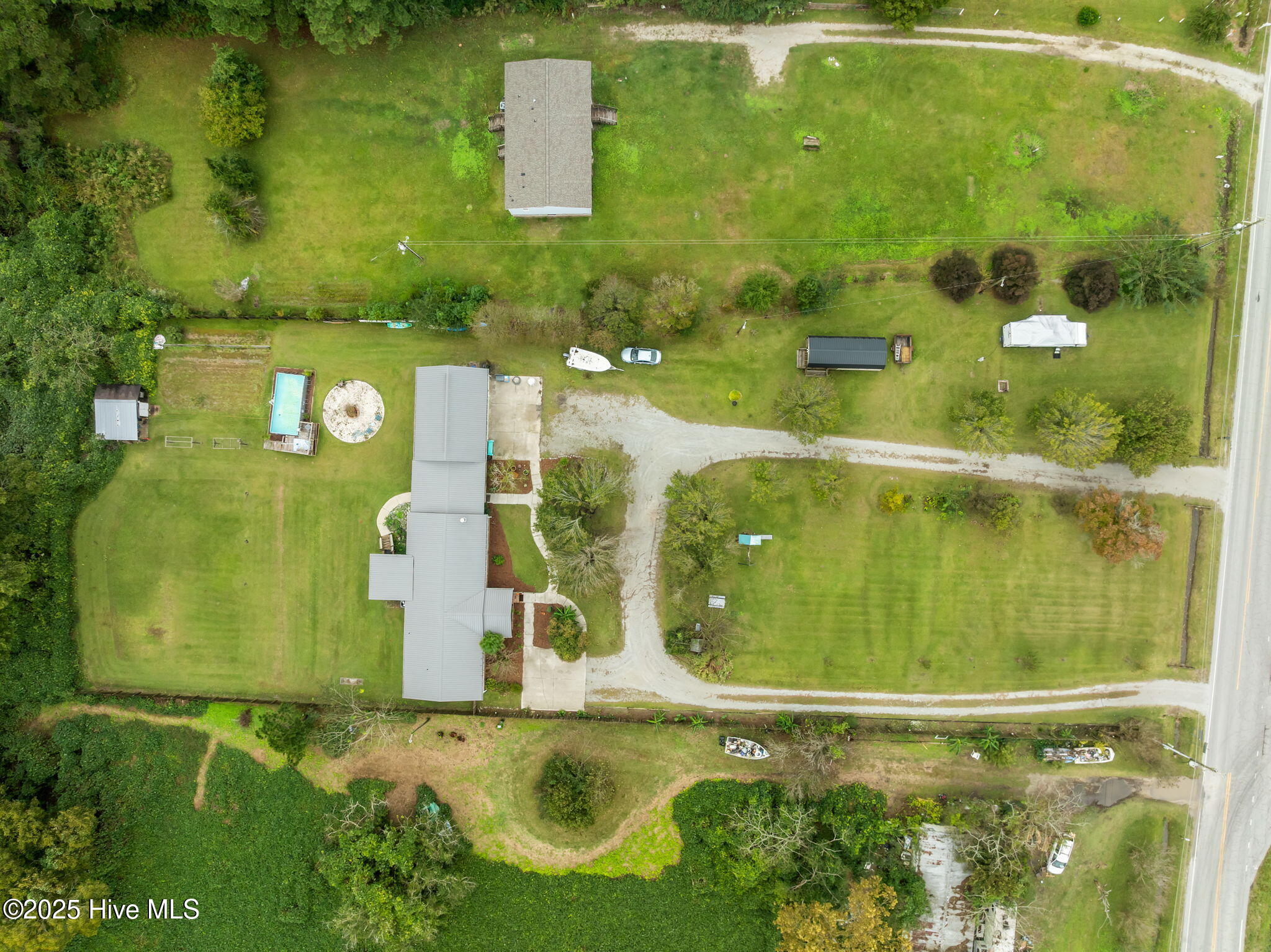 233 Belgrade Swansboro Road, Stella