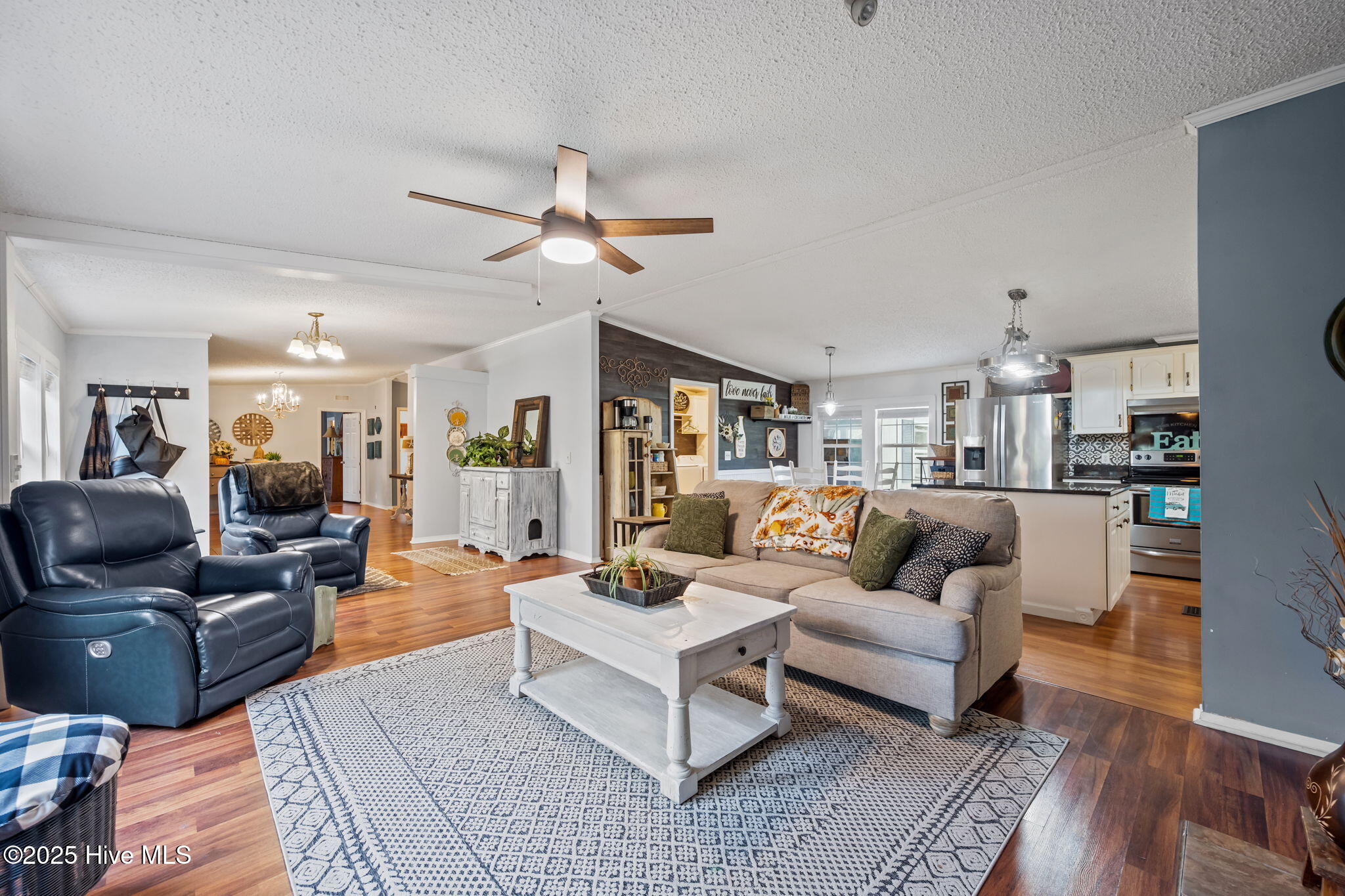 233 Belgrade Swansboro Road, Stella