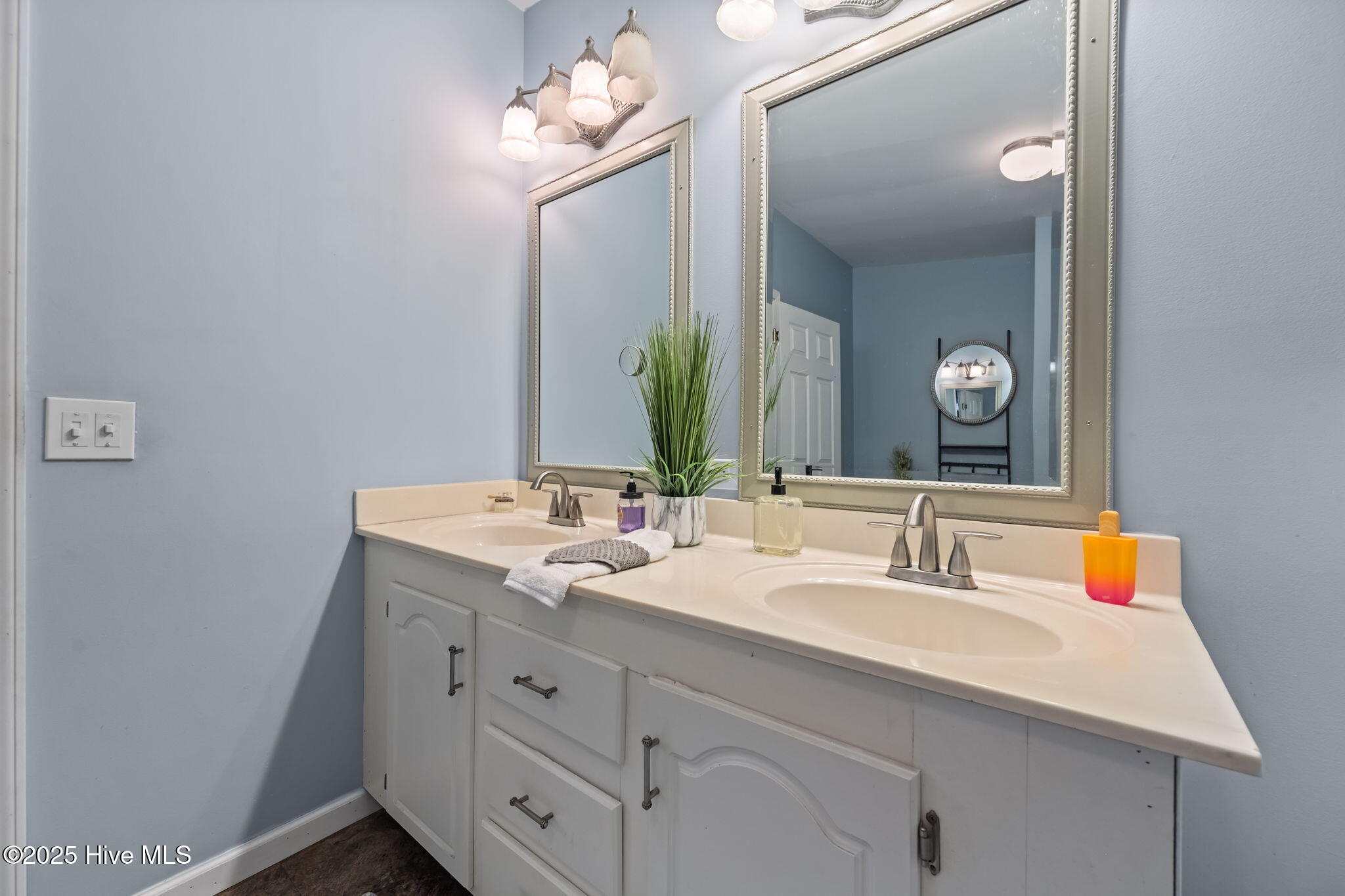 233 Belgrade Swansboro Road, Stella