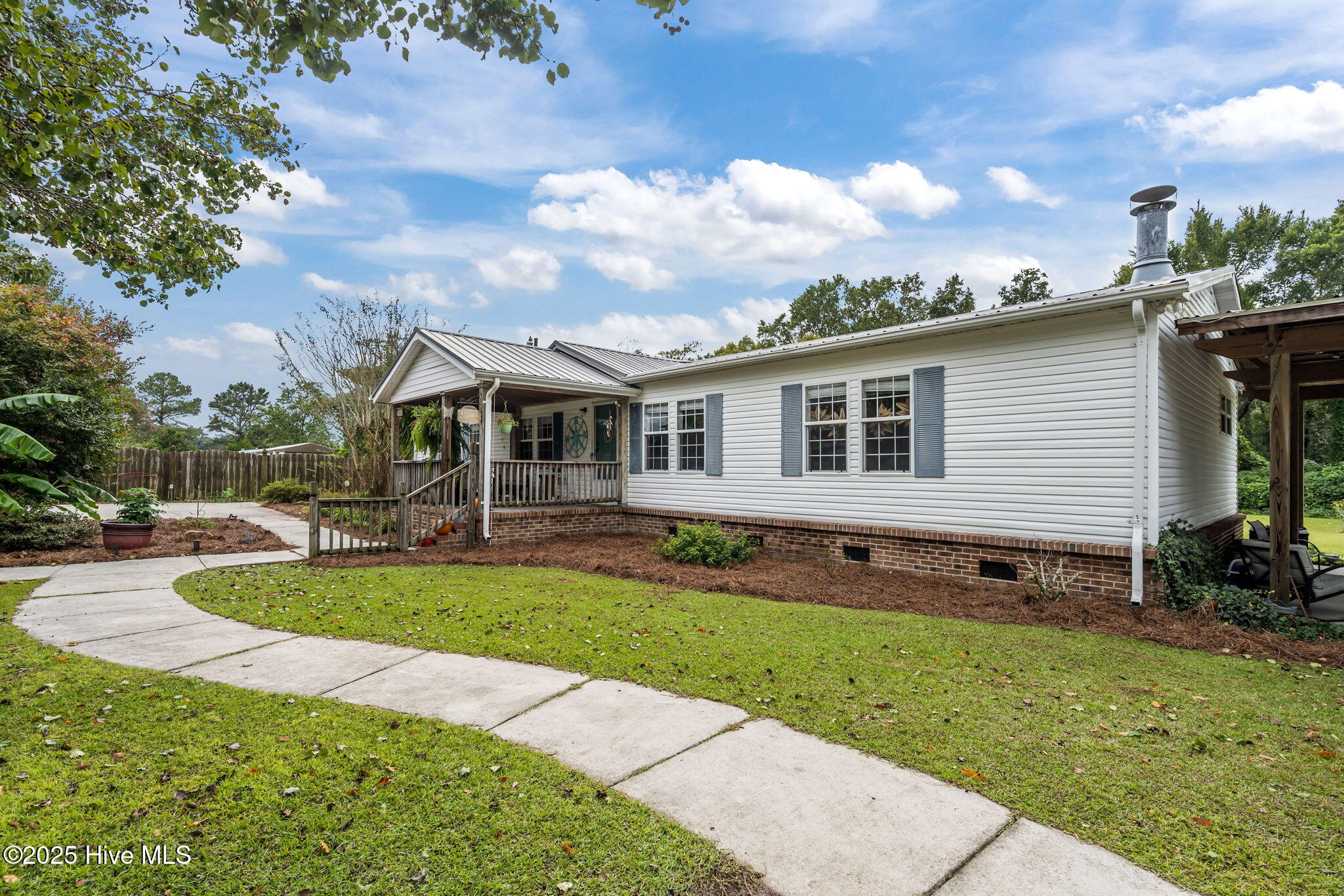 233 Belgrade Swansboro Road, Stella