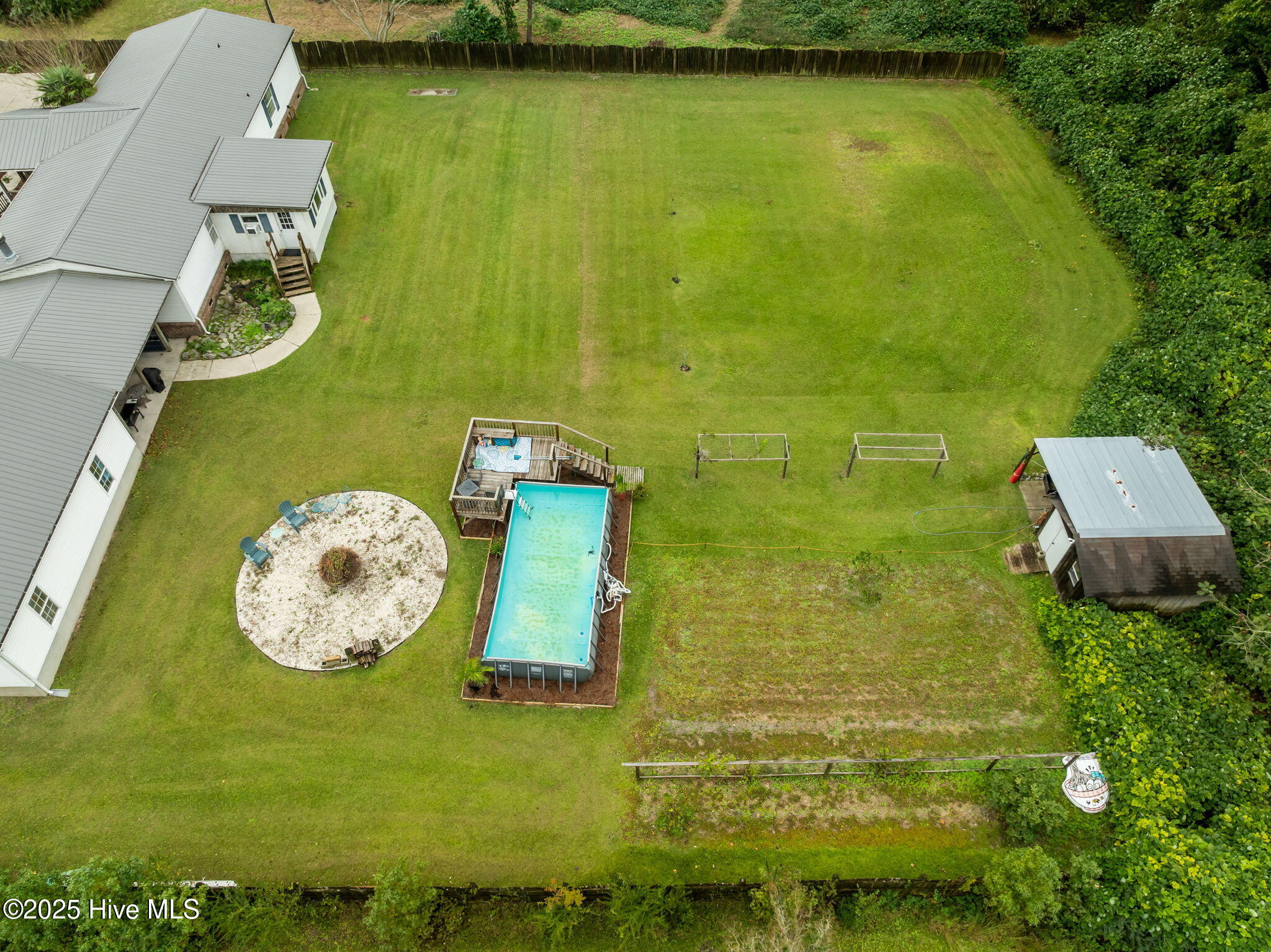 233 Belgrade Swansboro Road, Stella