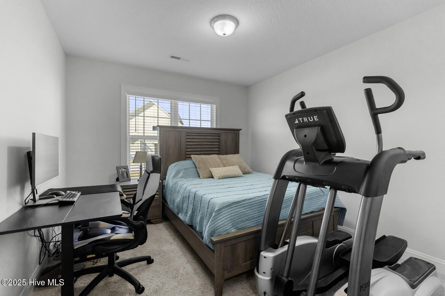 562 Appalachian Trail N, Jacksonville