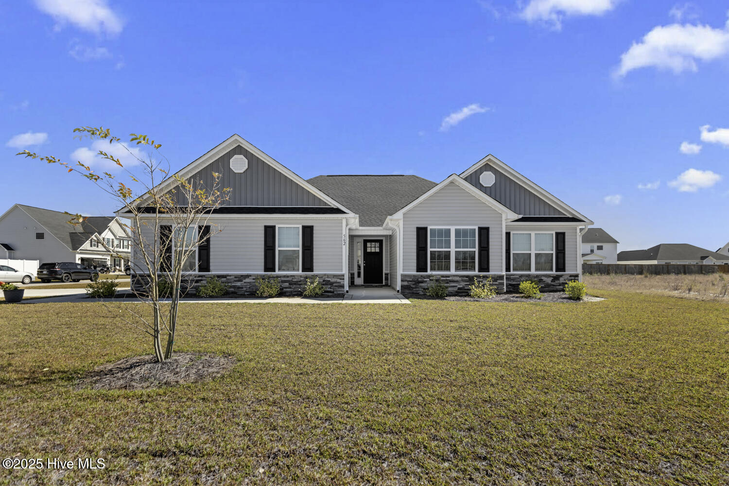 562 Appalachian Trail N, Jacksonville