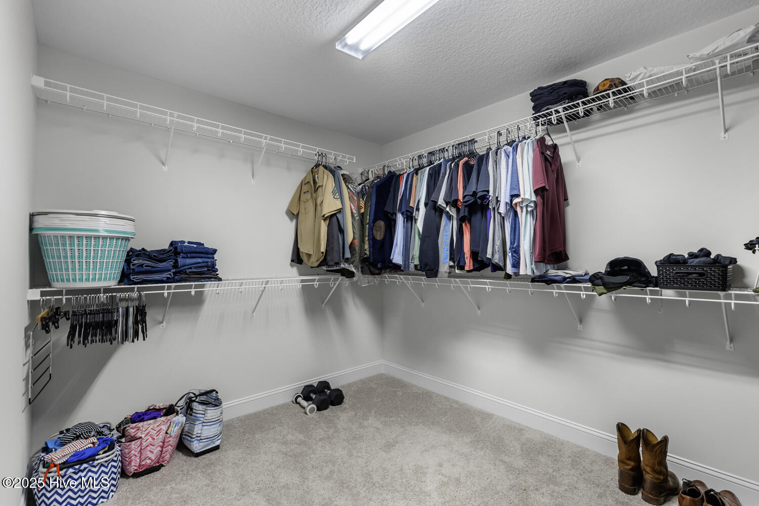 562 Appalachian Trail N, Jacksonville