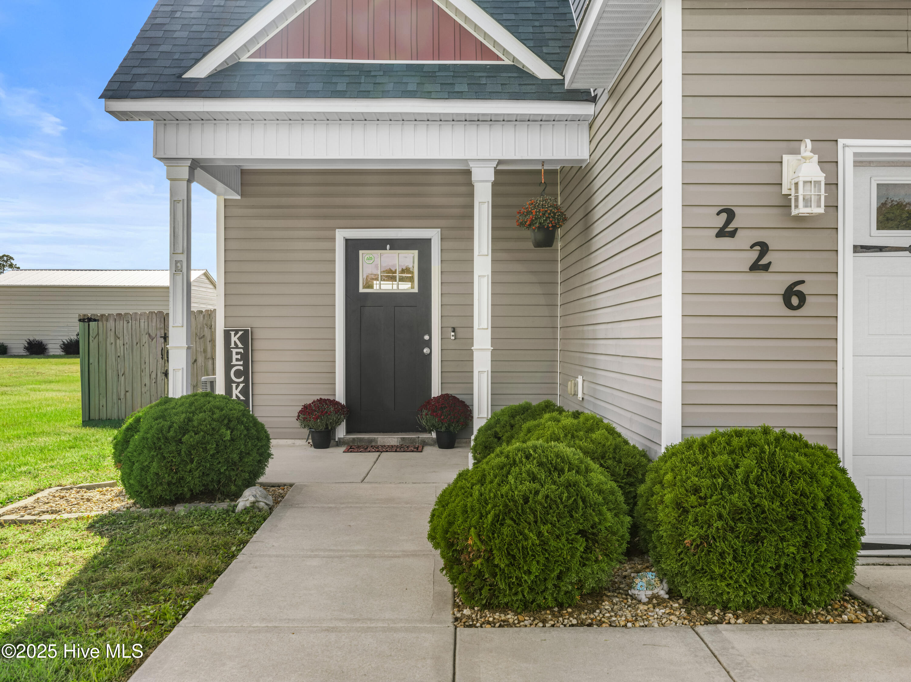 226 Shell Rock Landing Road, Hubert