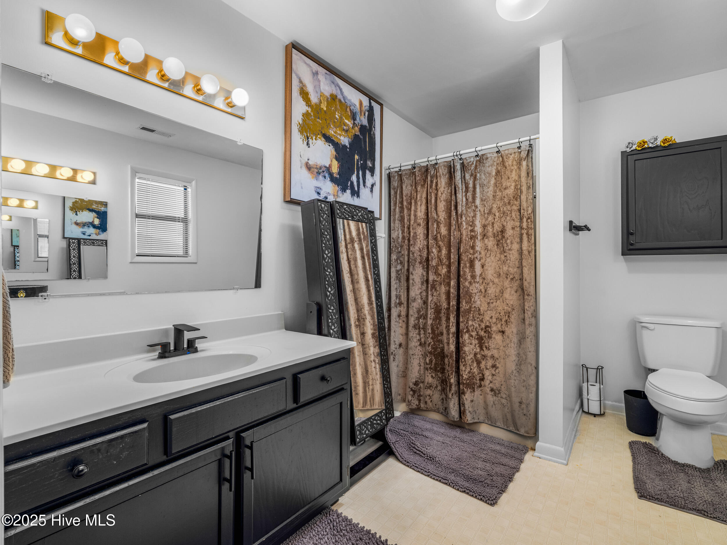 2002 Colony Plaza, Jacksonville