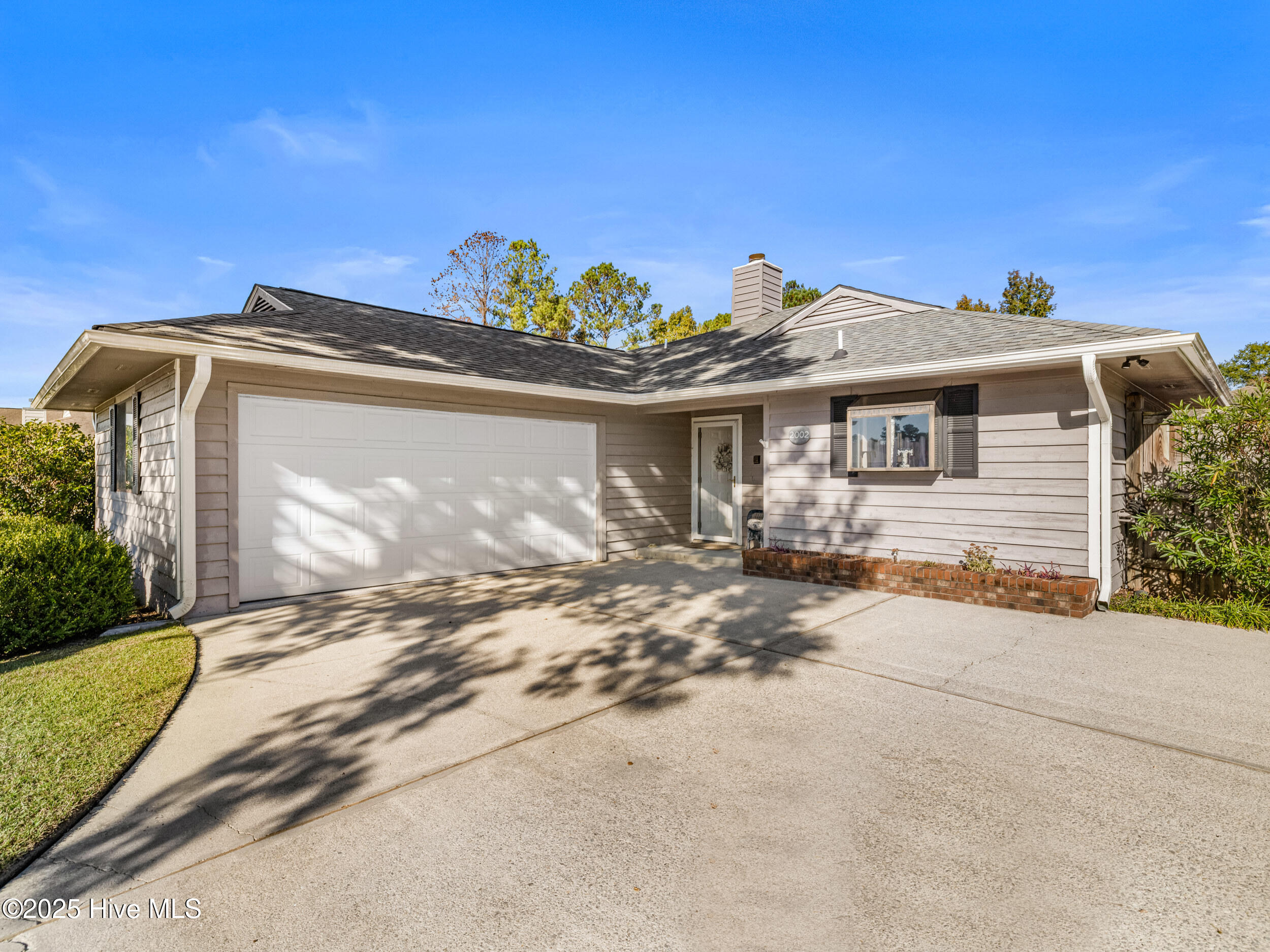 2002 Colony Plaza, Jacksonville