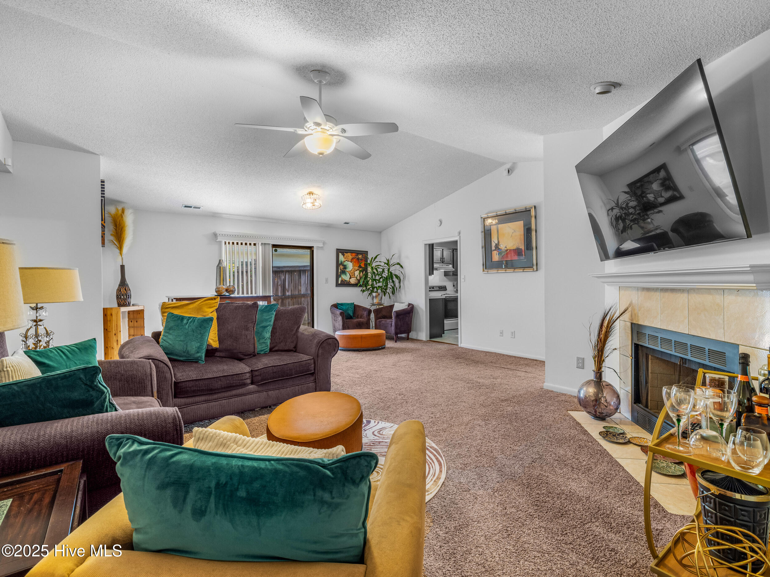 2002 Colony Plaza, Jacksonville