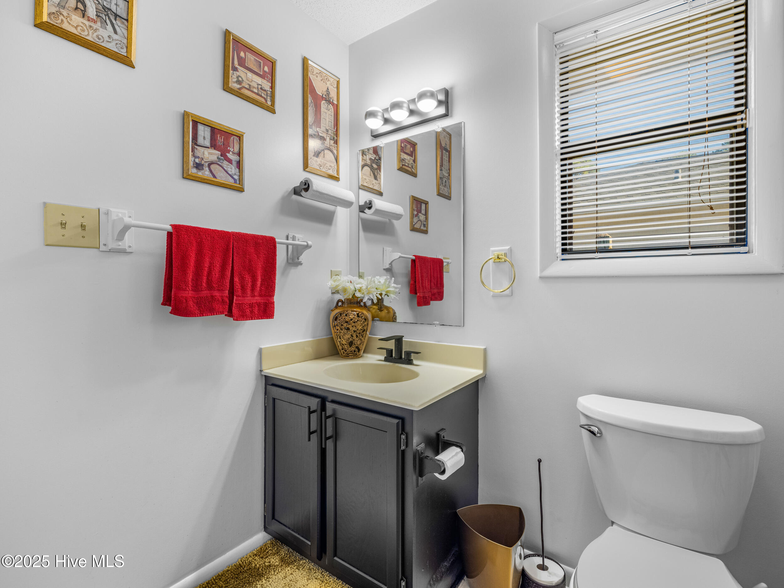 2002 Colony Plaza, Jacksonville