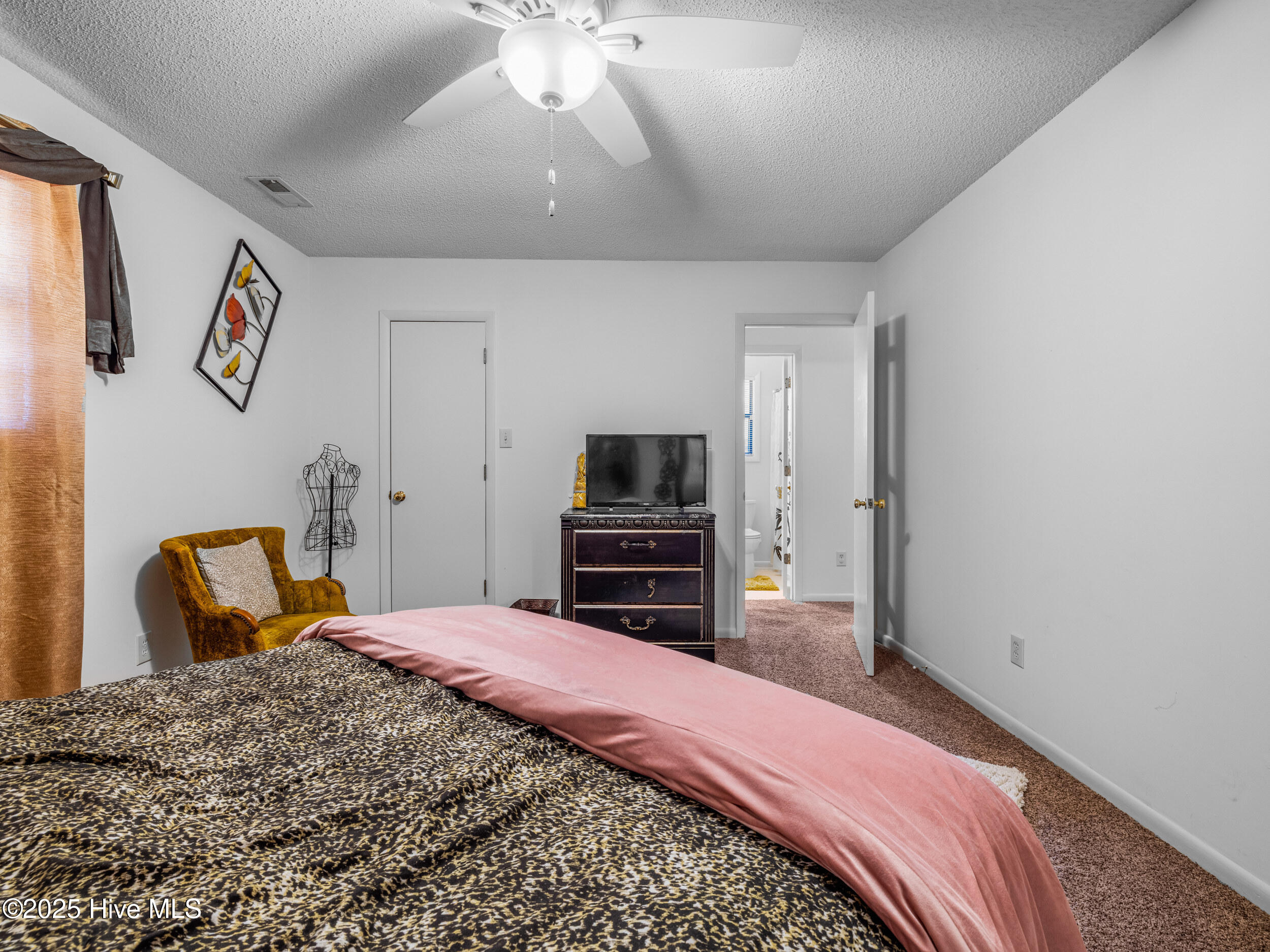 2002 Colony Plaza, Jacksonville