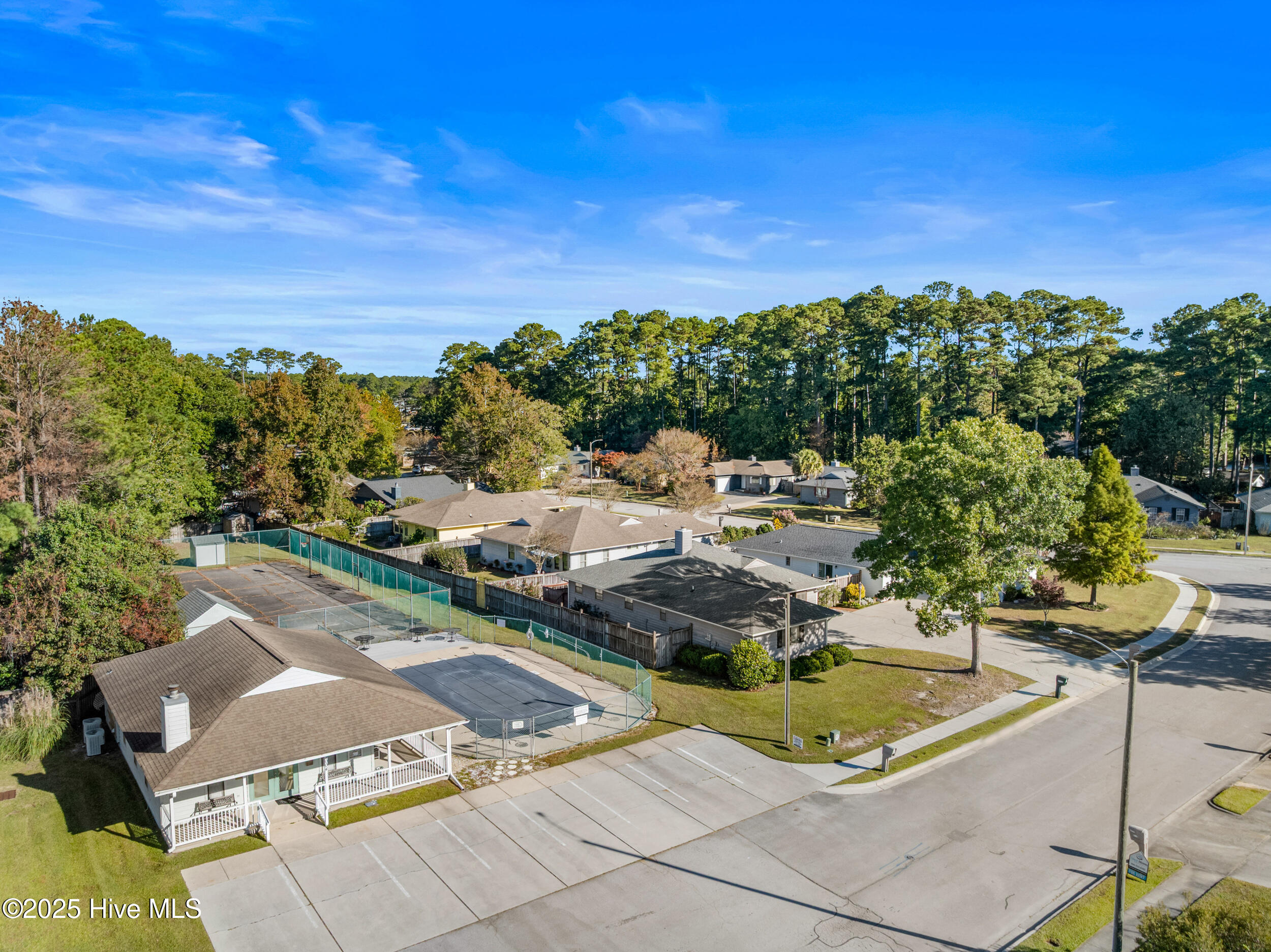 2002 Colony Plaza, Jacksonville