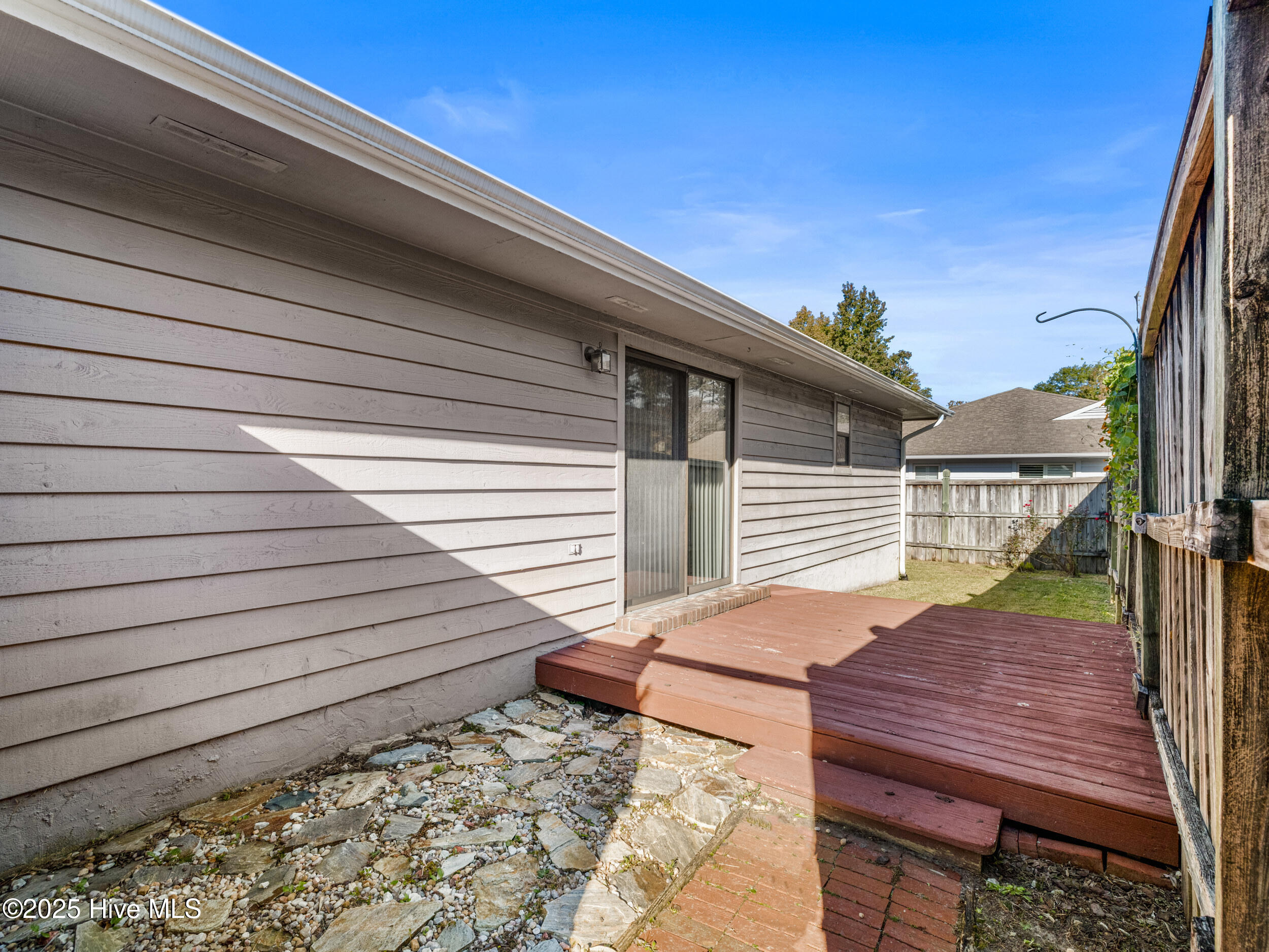 2002 Colony Plaza, Jacksonville