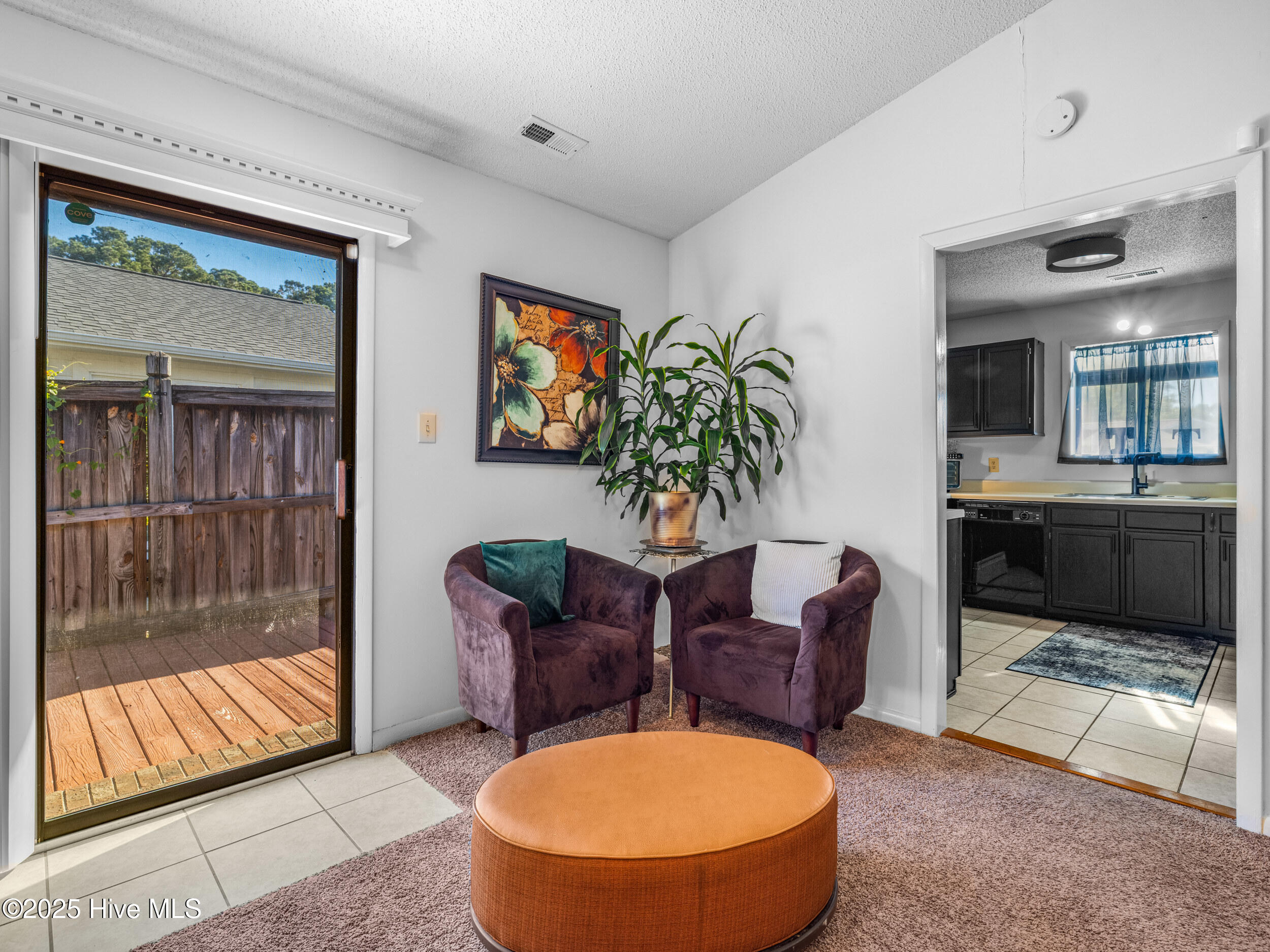 2002 Colony Plaza, Jacksonville