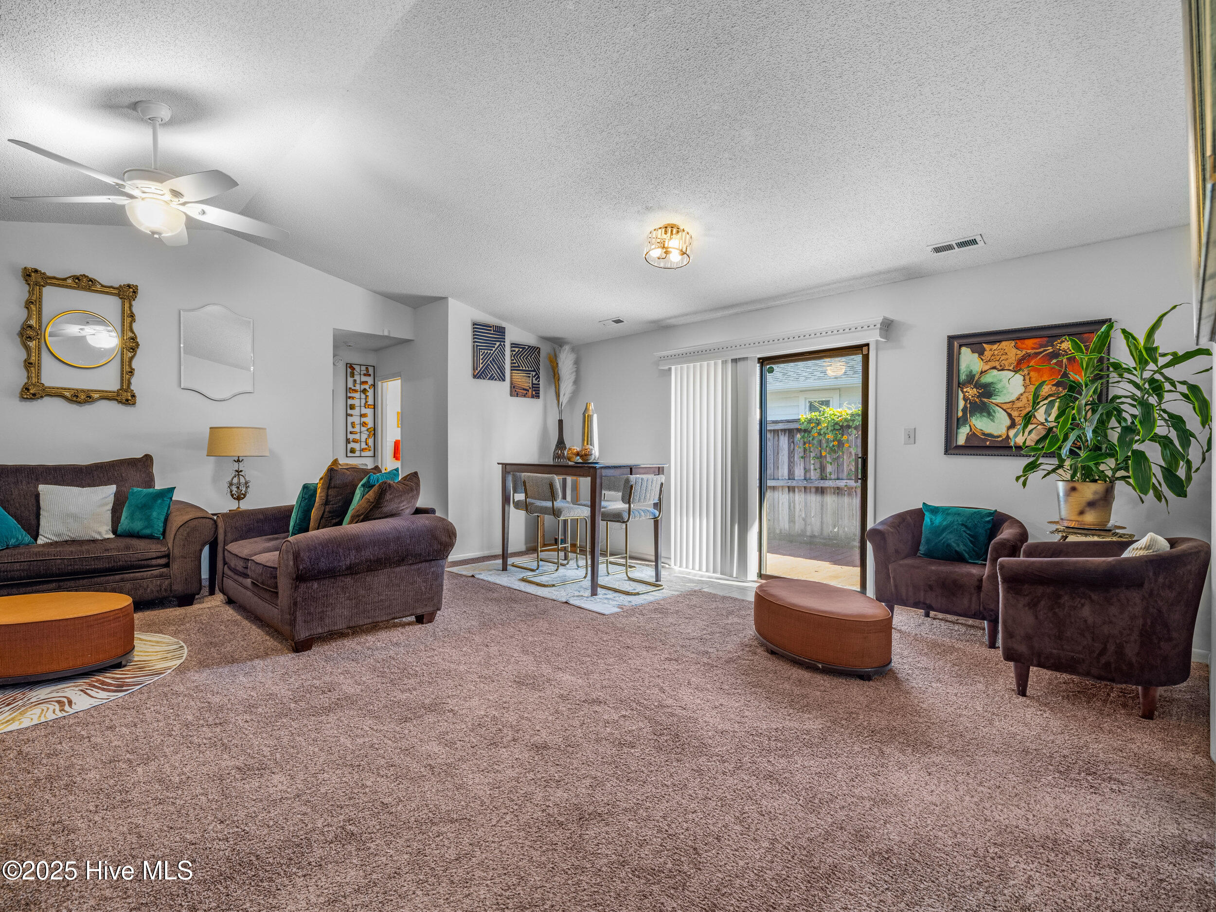 2002 Colony Plaza, Jacksonville