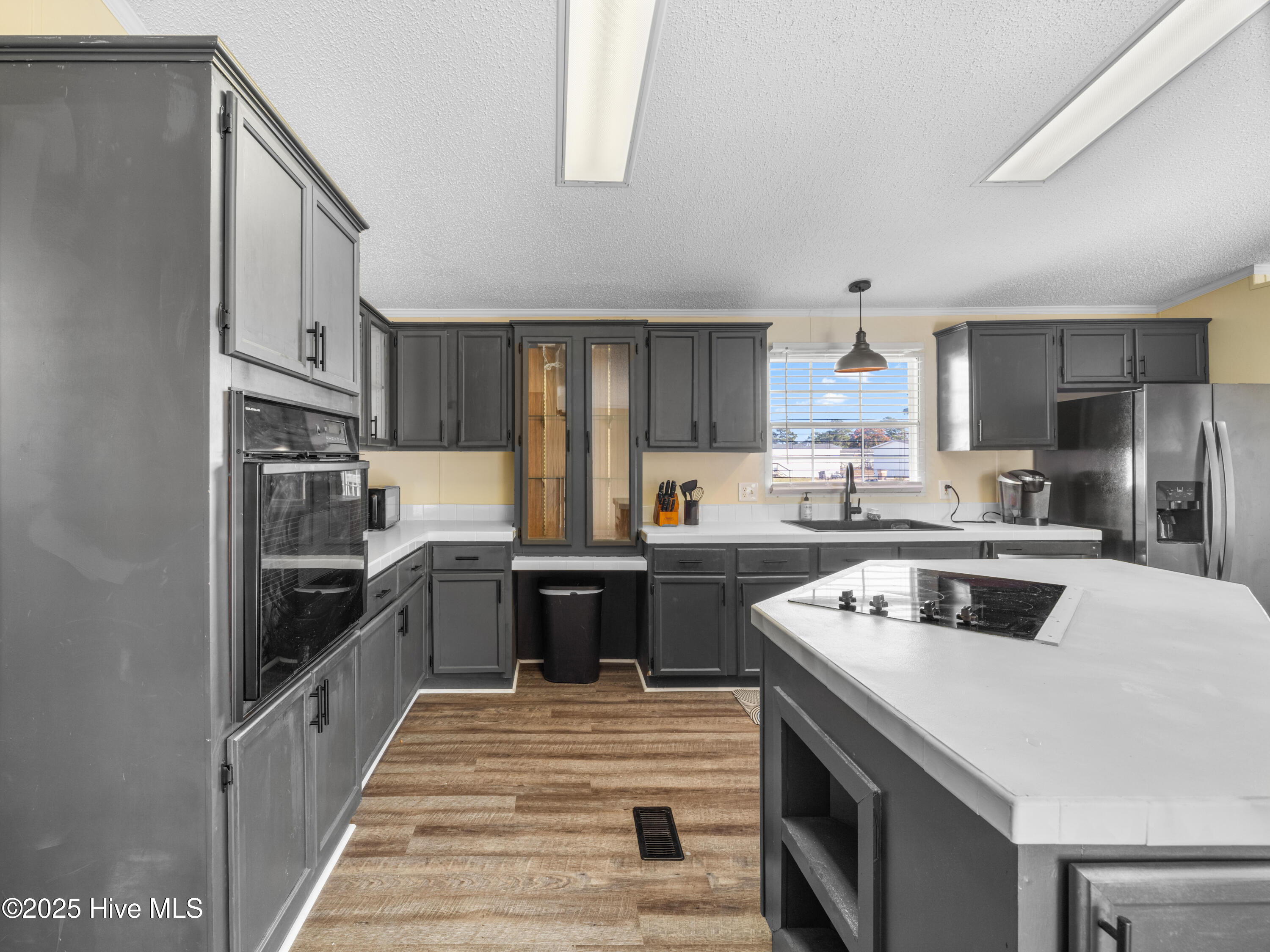 307 N Winchester Lane