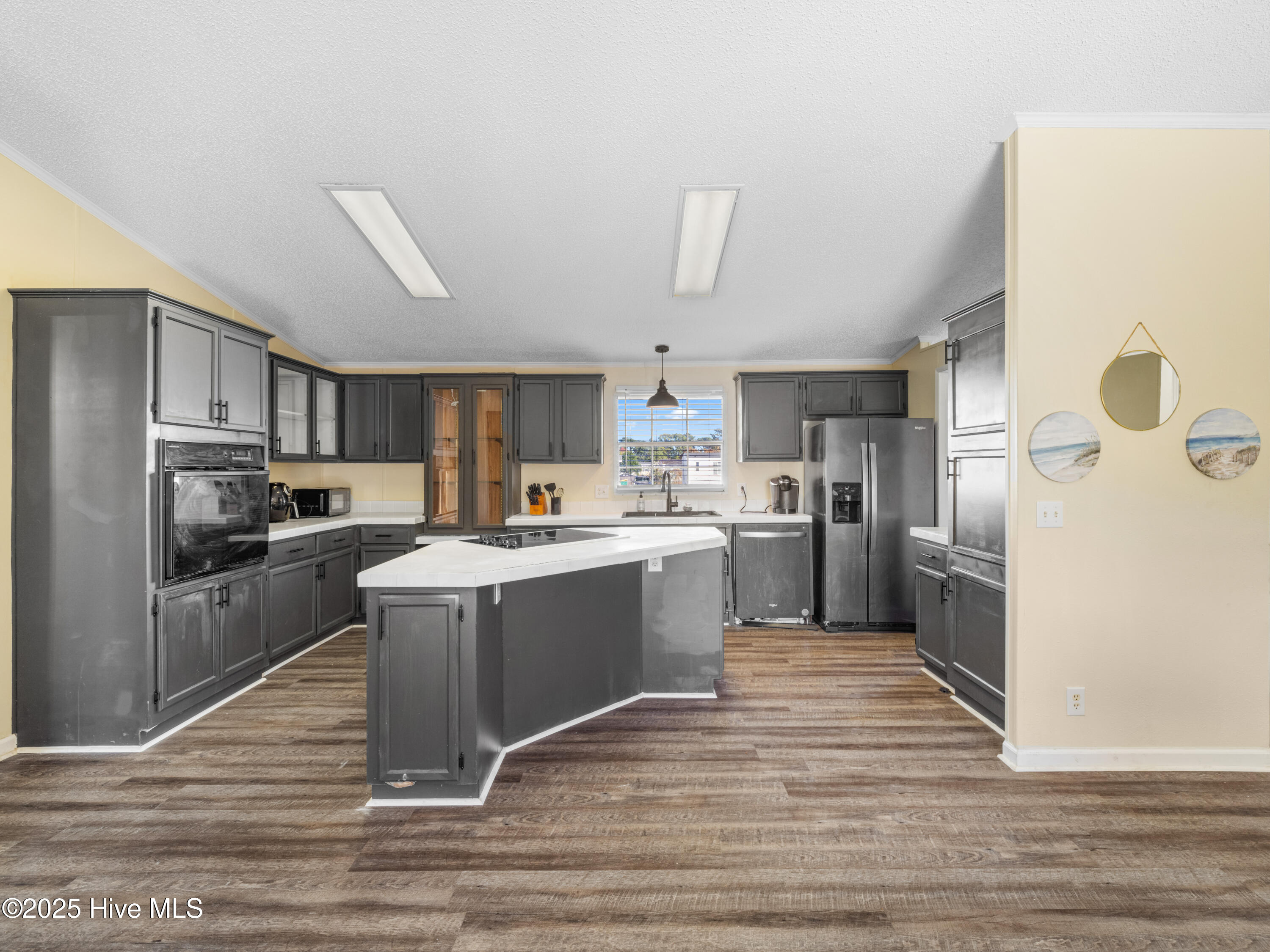 307 N Winchester Lane