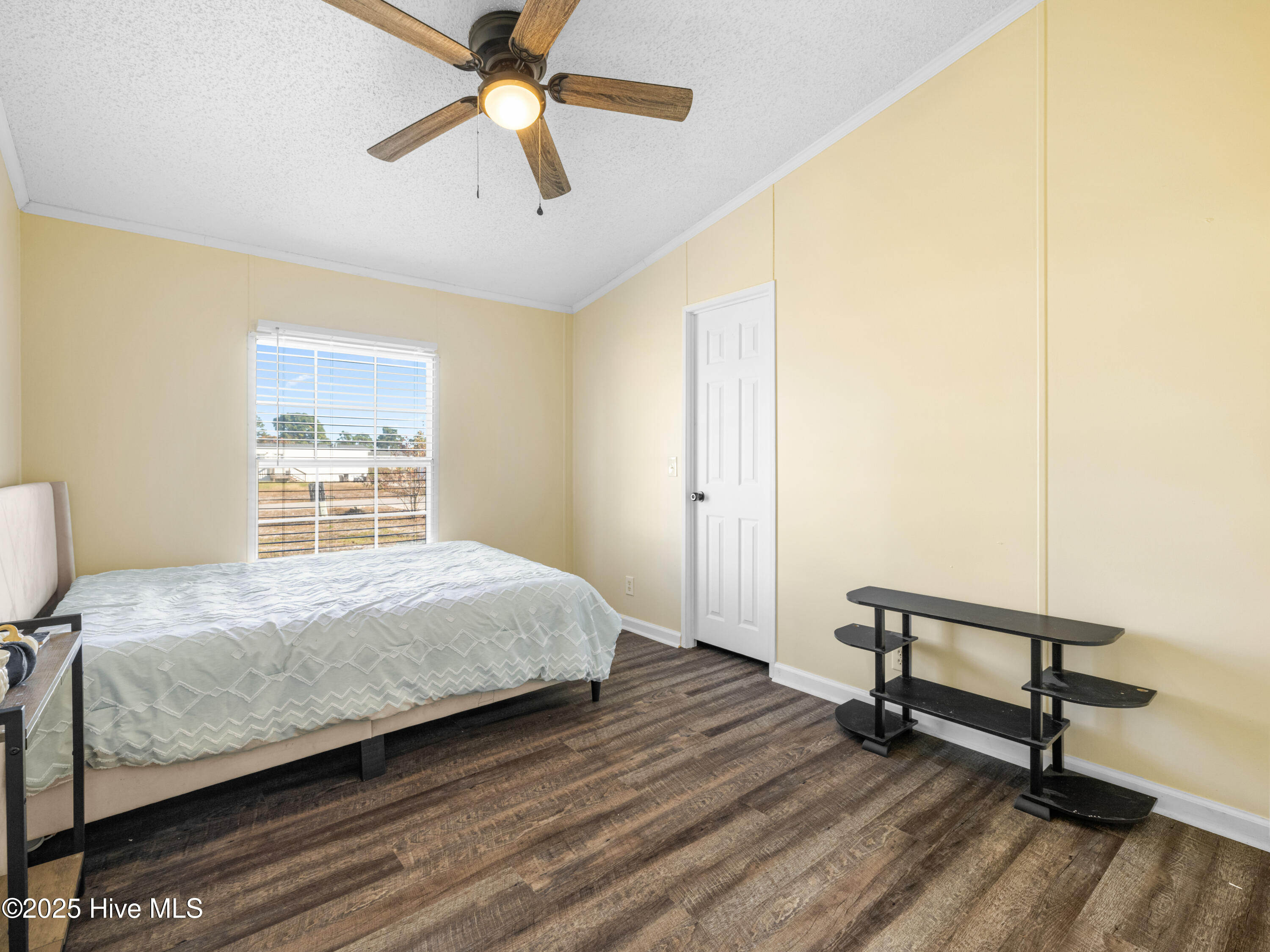 307 N Winchester Lane