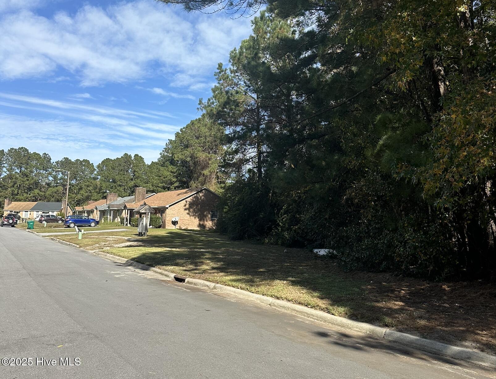 116 15B & 15A Windsor Court