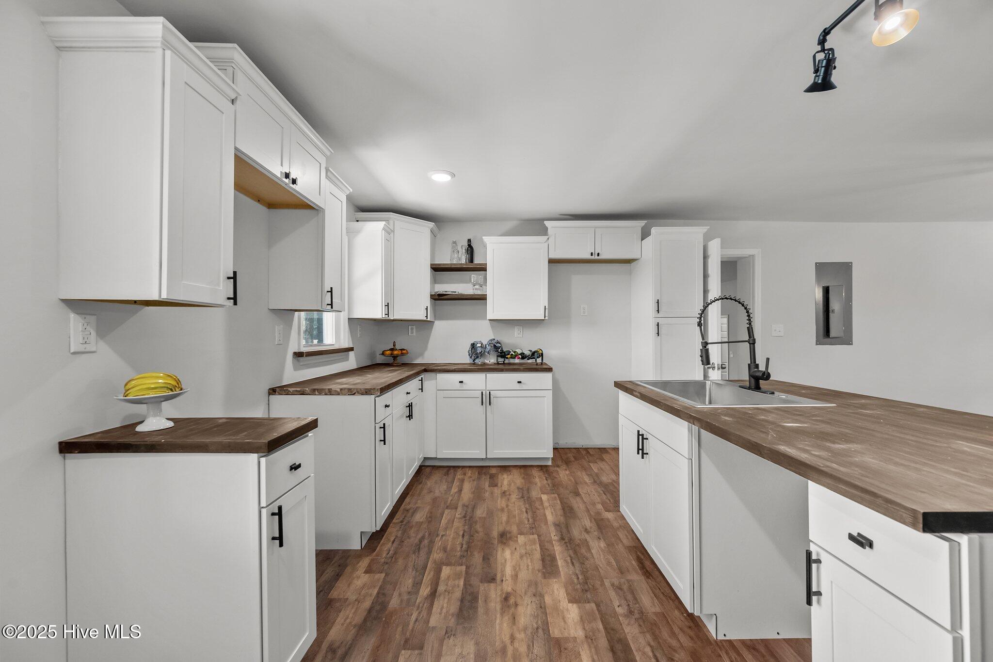 1496 Kellum Loop Road