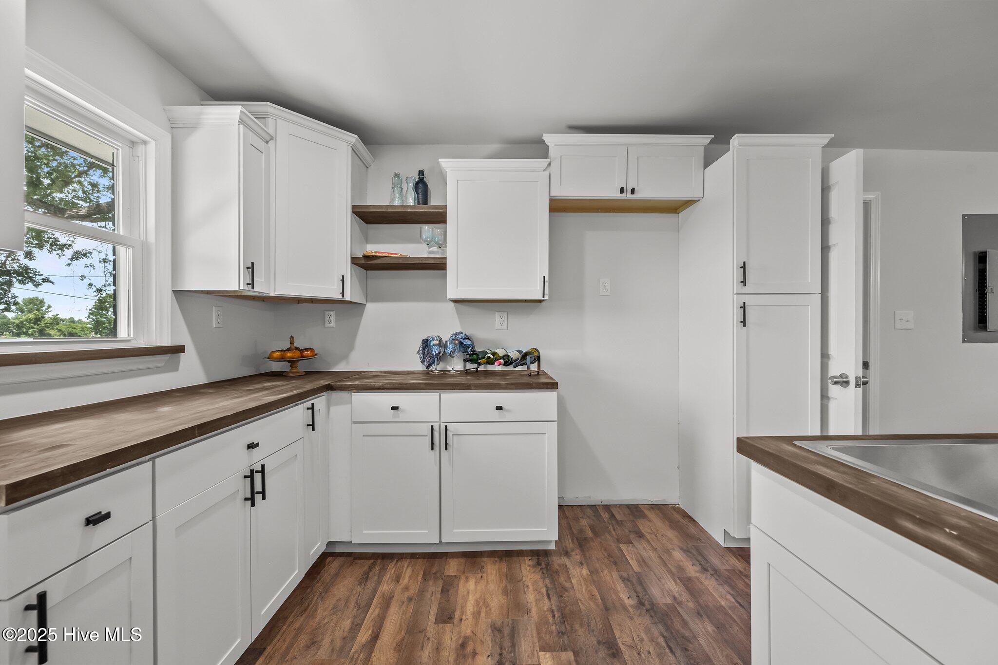 1496 Kellum Loop Road