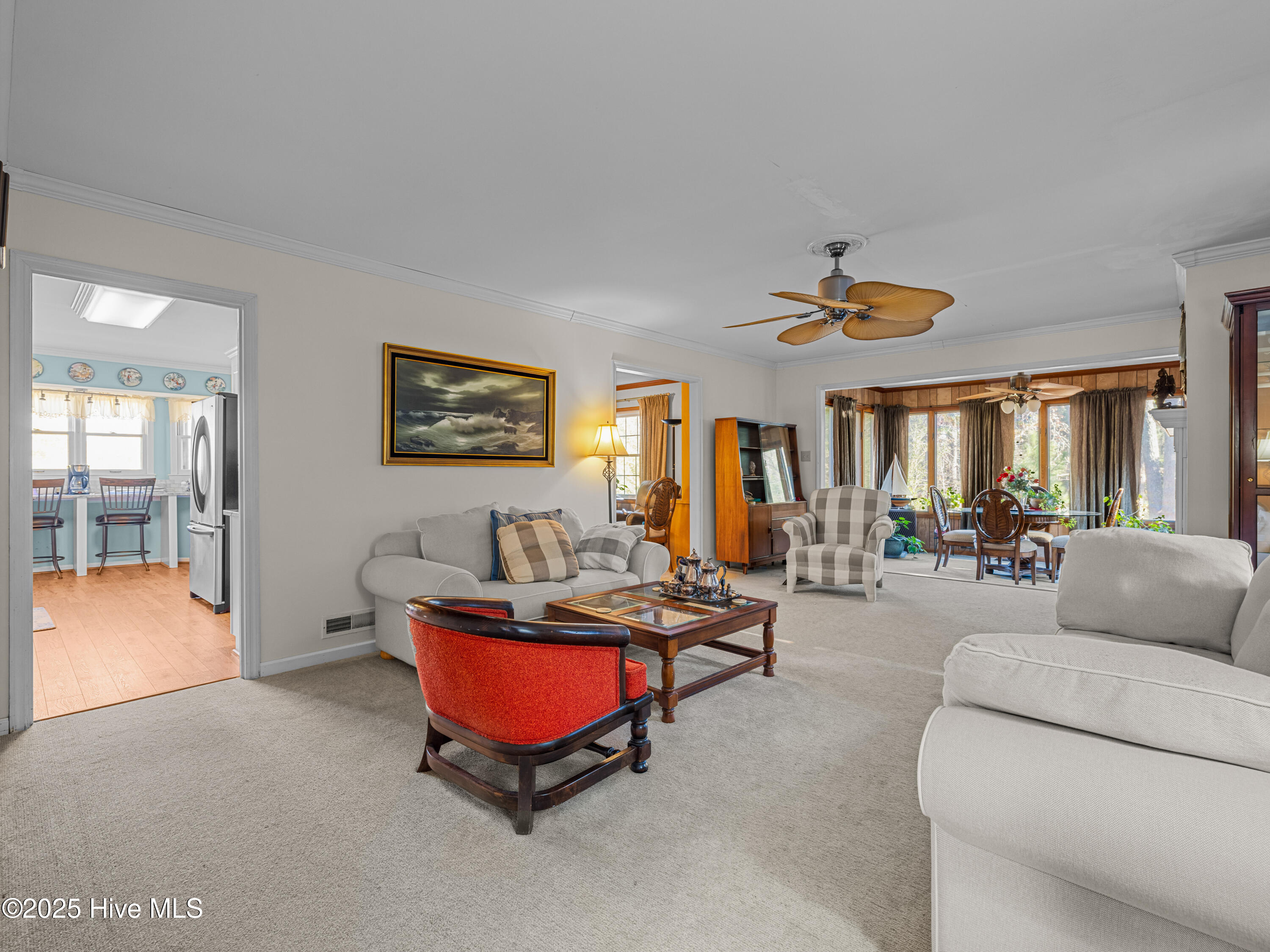 6101 Albatross Drive